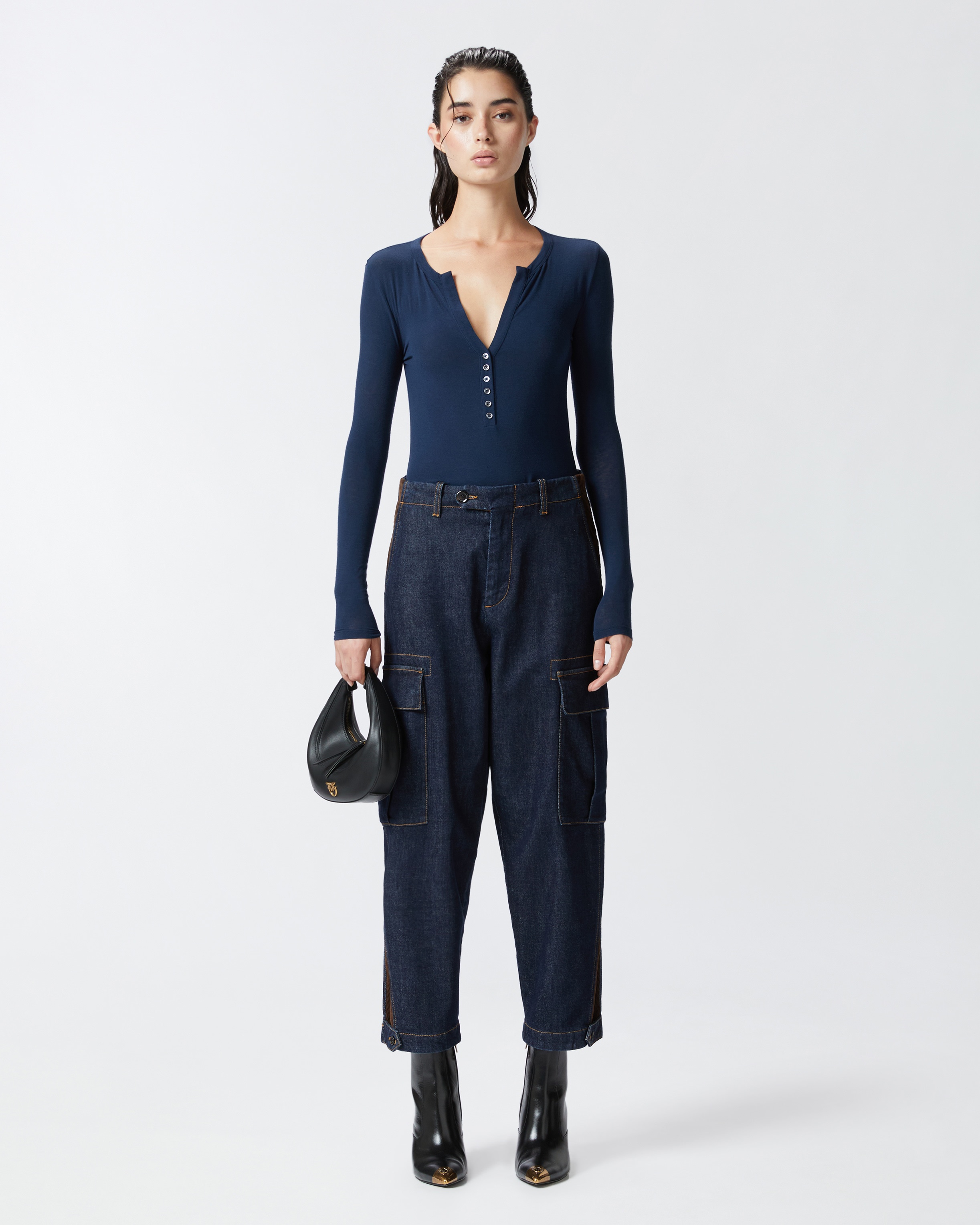 DARK BLUE CARGO JEANS WITH MAXI POCKETS - 2