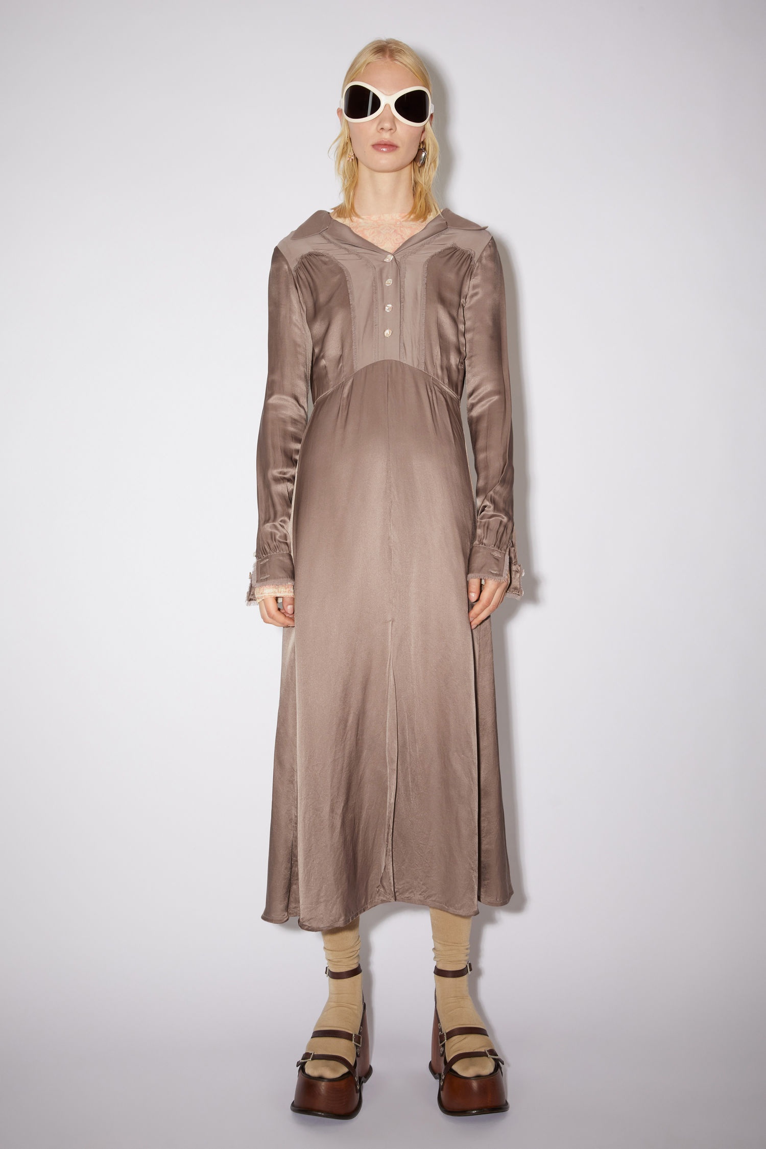 Long sleeve dress - Mink brown - 2