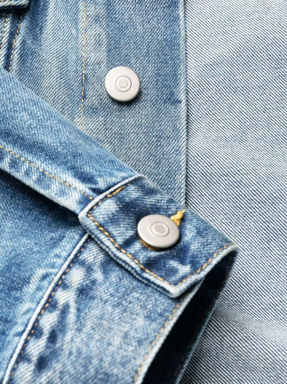 round-neck detail denim jacket - 8