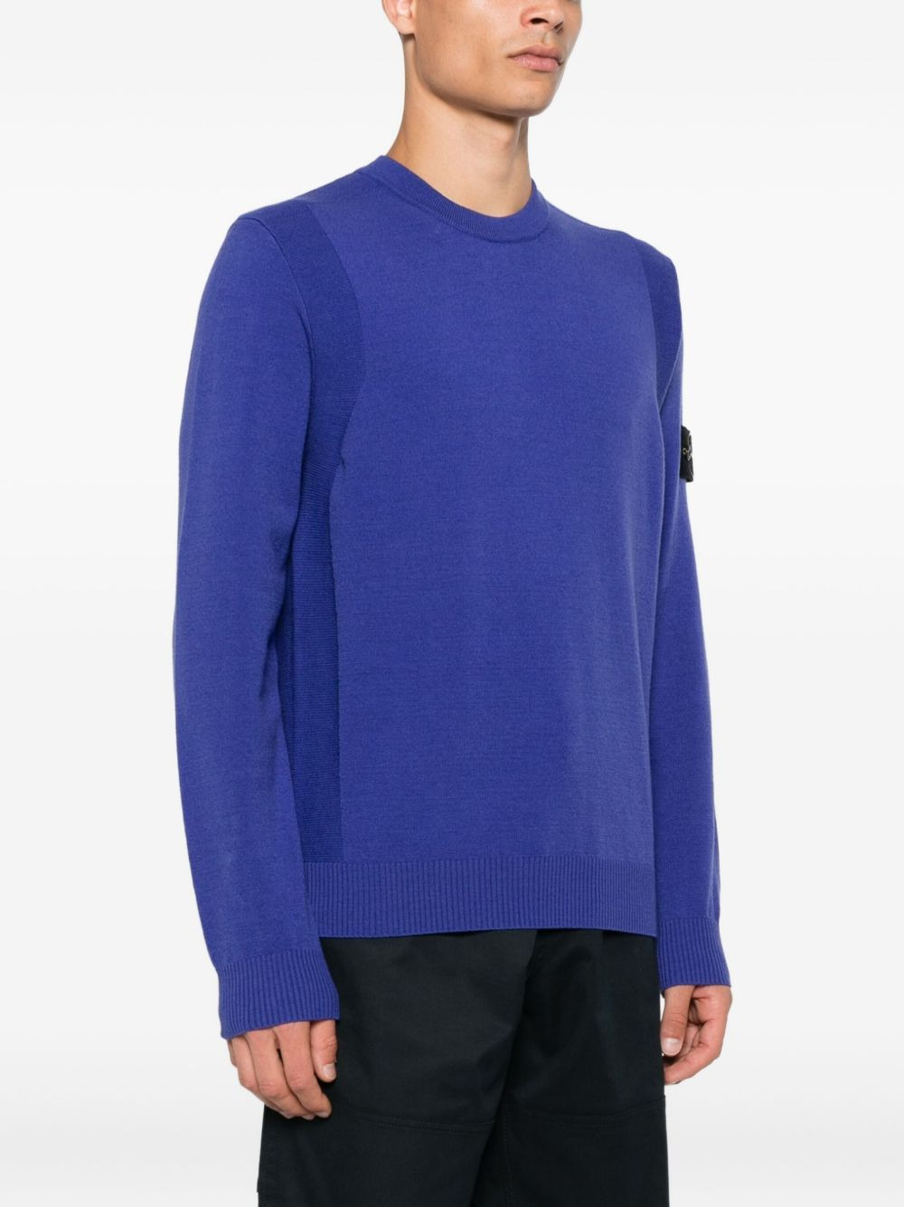 crew-neck logo-patch sweater - 3