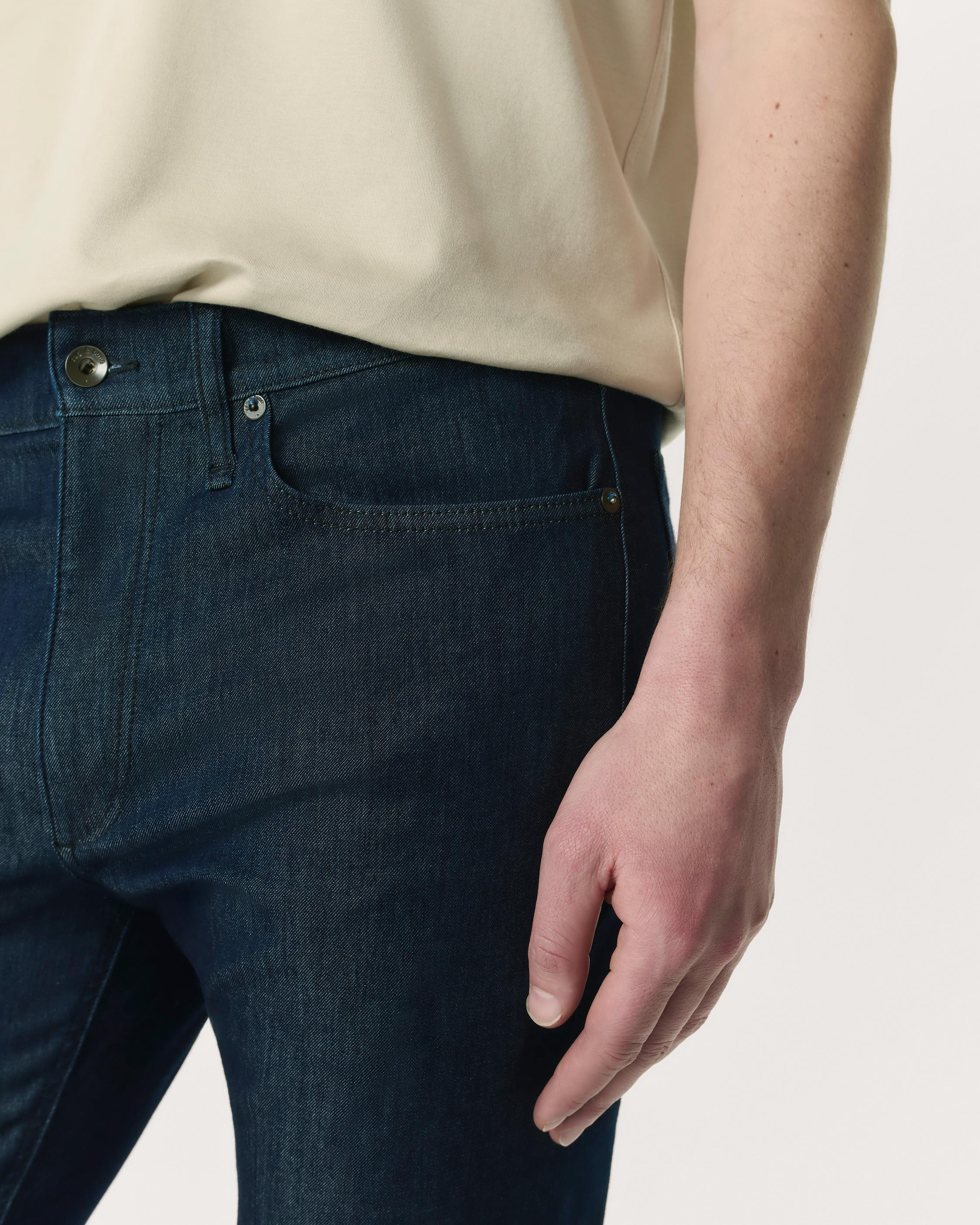 Fit 2 Slim Fit Jeans
rbAIRFLEX Denim - 6