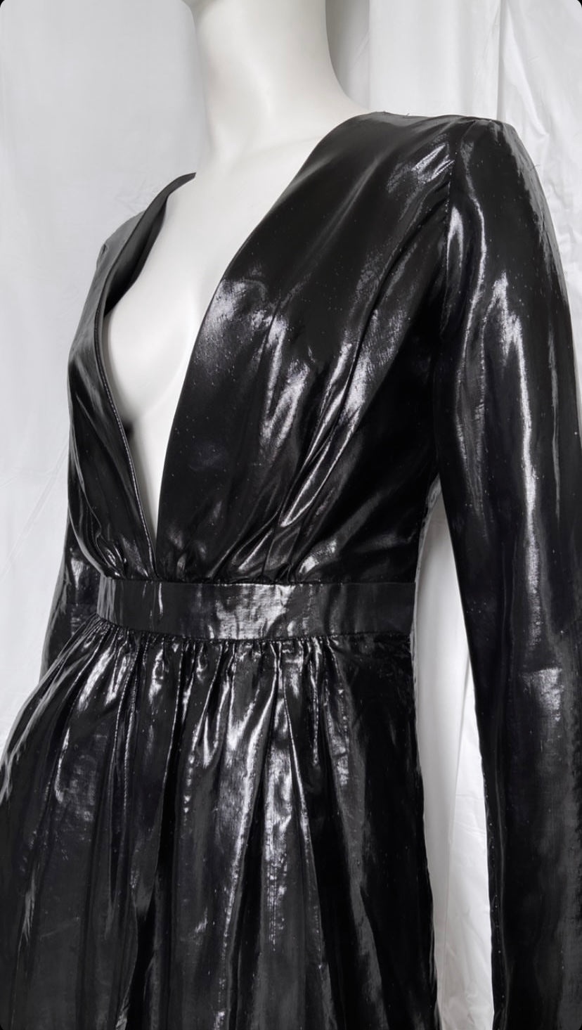 Gucci Fall 2000 Tom Ford Iconic Runway Plunging Neckline Black Silk Dress 40 - 4