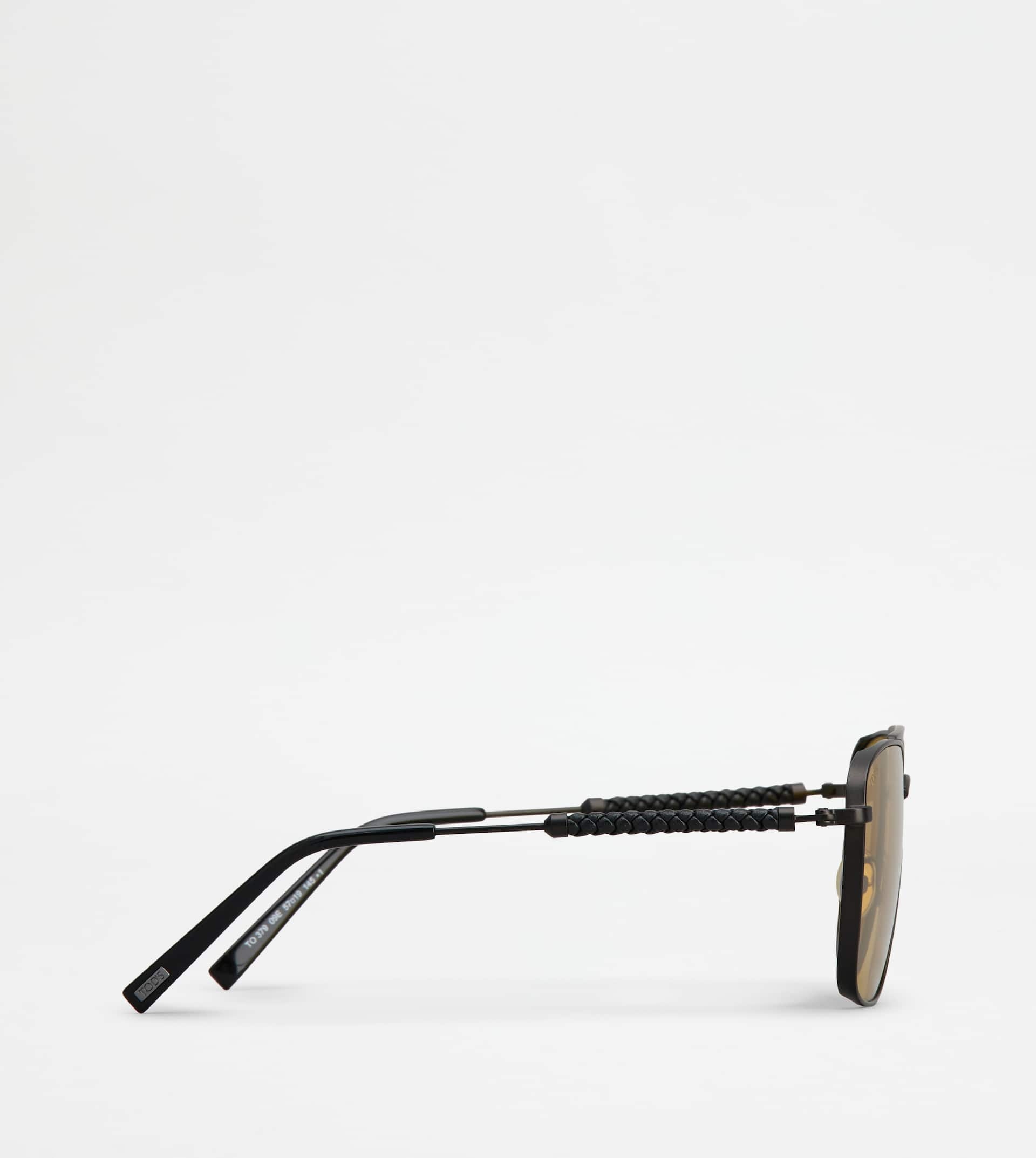 SUNGLASSES WITH TEMPLES IN LEATHER - GREY - 2