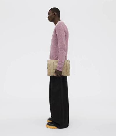 Bottega Veneta pouch outlook