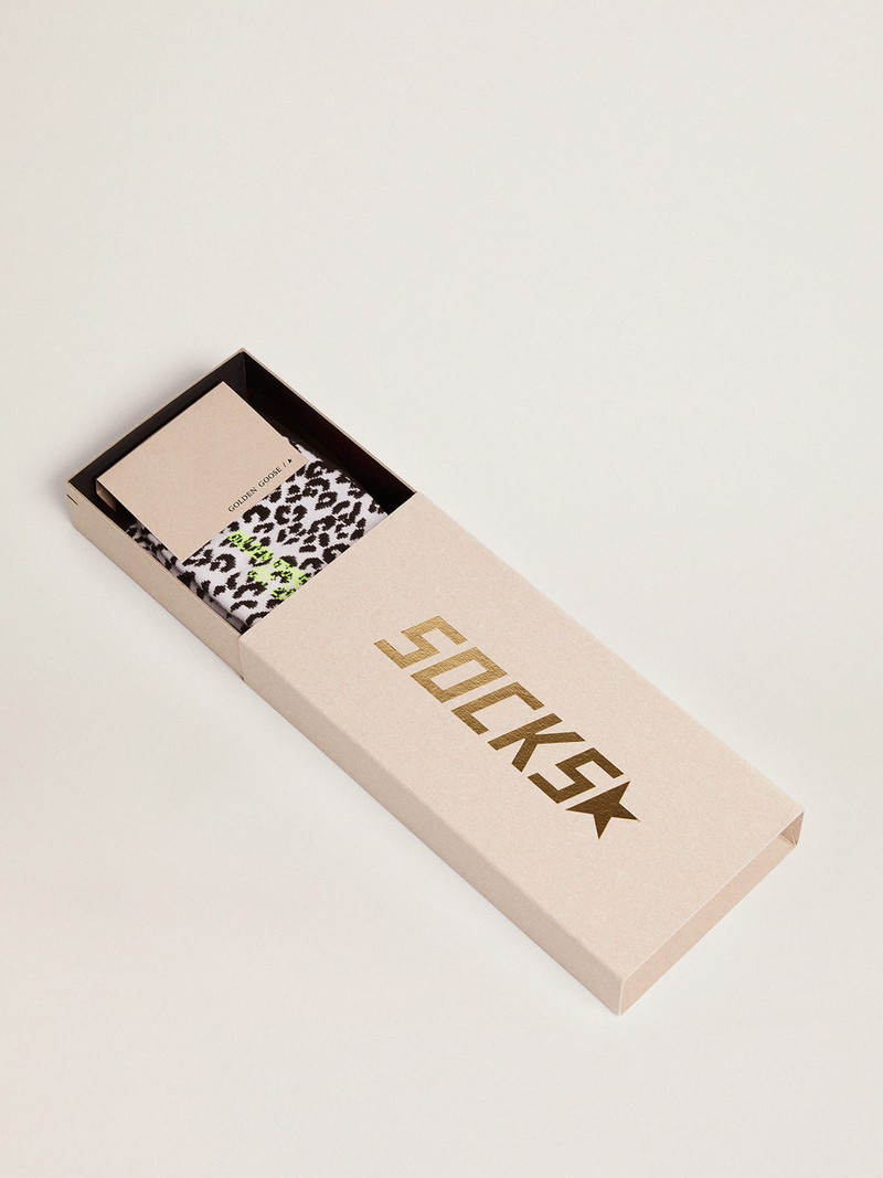 Golden Goose Black and white socks with leopard print and black star on the back outlook