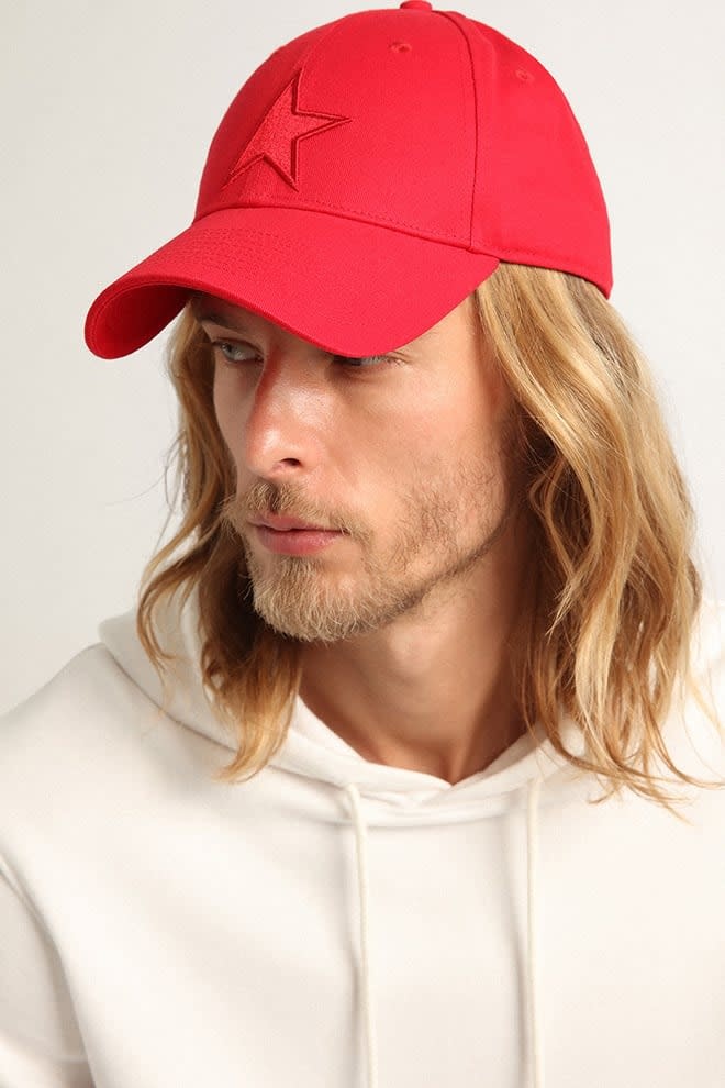 Red cotton baseball cap with tone-on-tone star-shaped patch on the front - 4