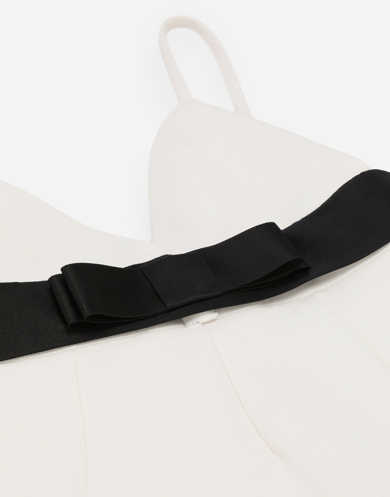 Short woolen dress with satin belt and straps 7