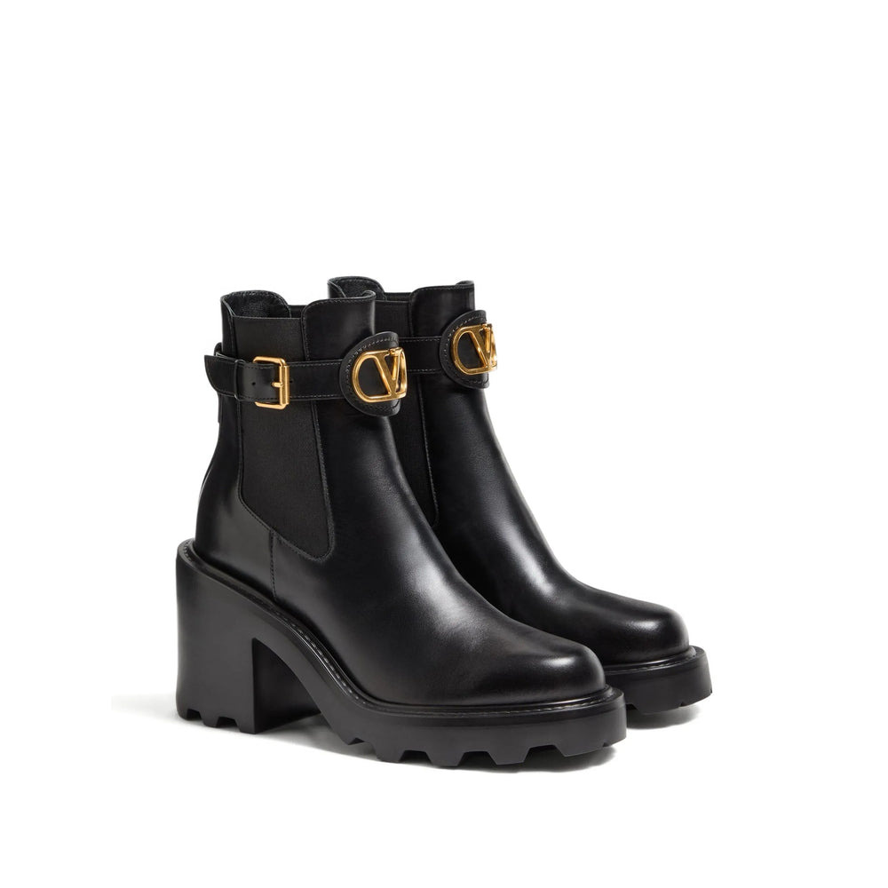 Valentino Garavani Black Boots Women - 4
