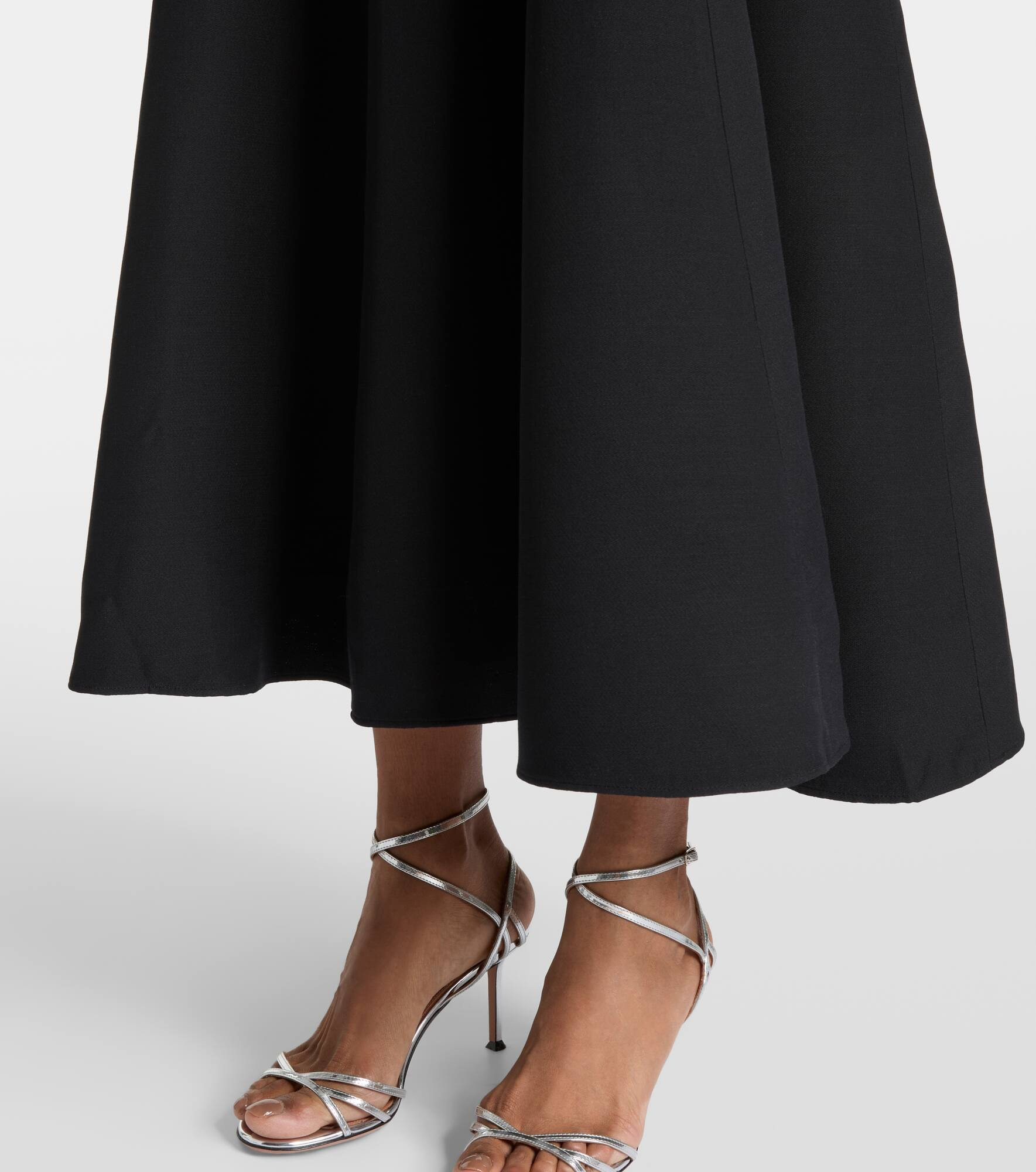 Embellished wool and silk midi dress - 5