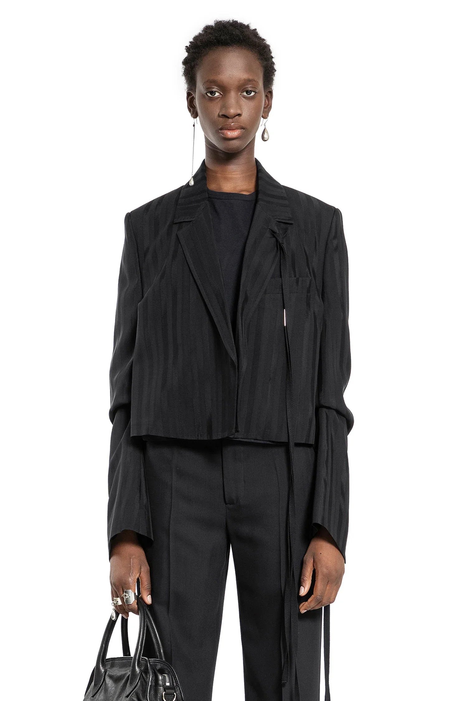 Inge-Cropped-Blazer-In-Striped-Viscose - 5