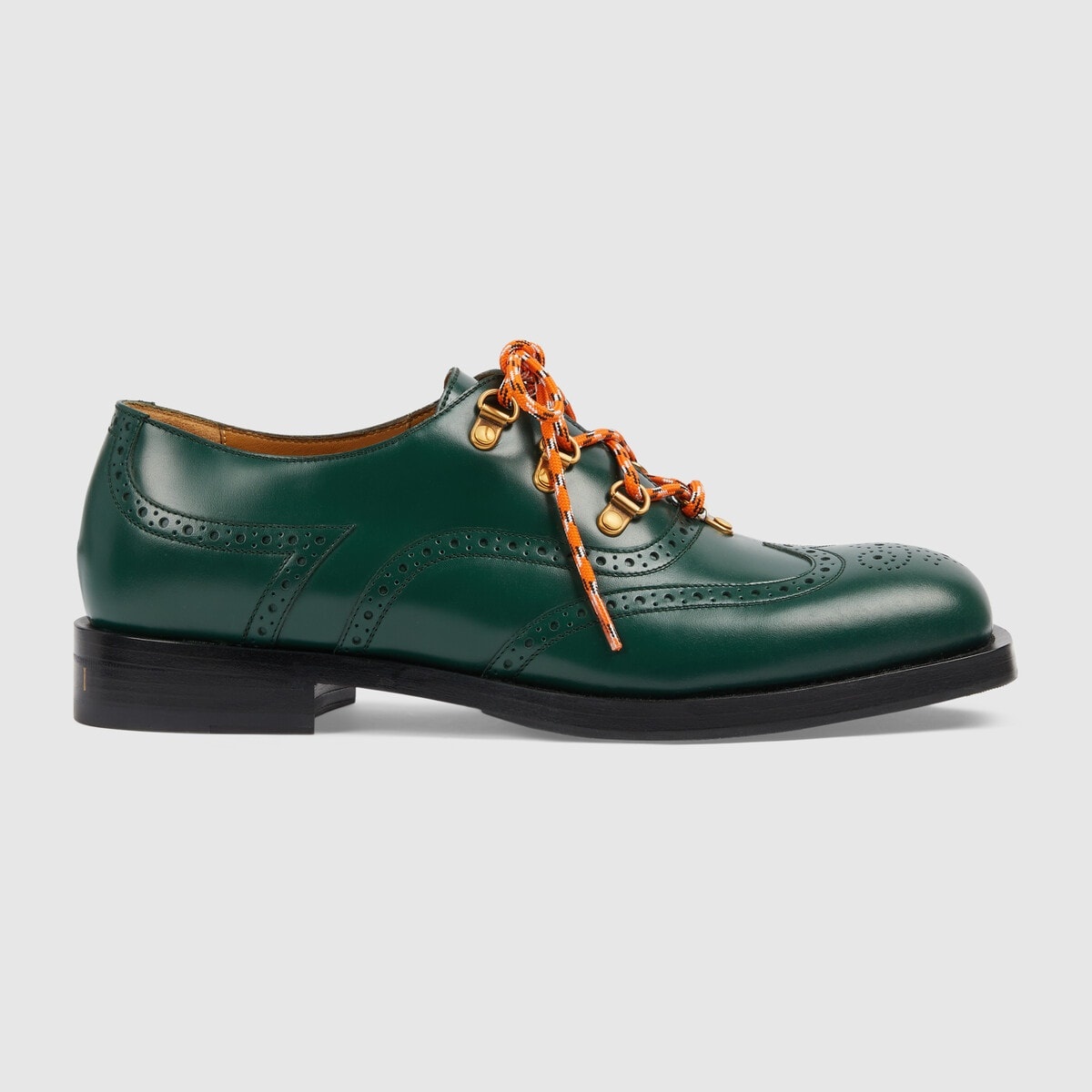 Men's lace-up shoe with brogue details - 1