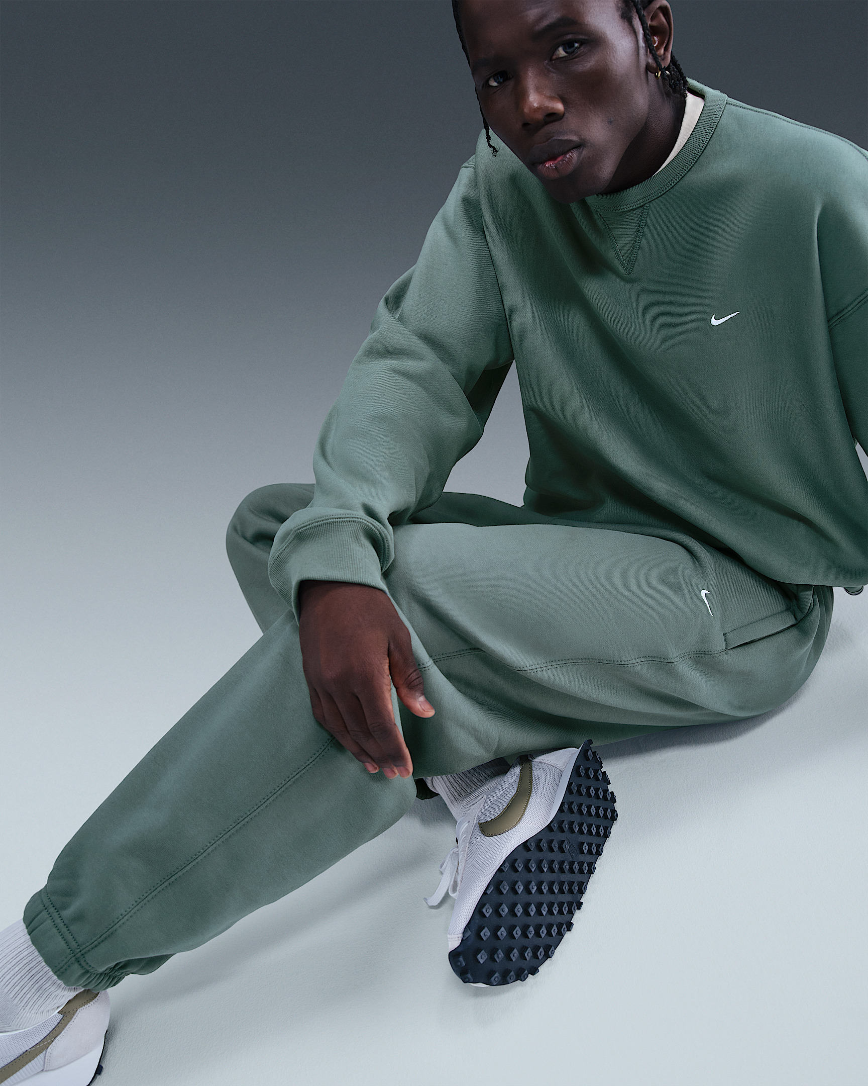 Nike Solo Swoosh Men's Cuffed Fleece Pants - 5