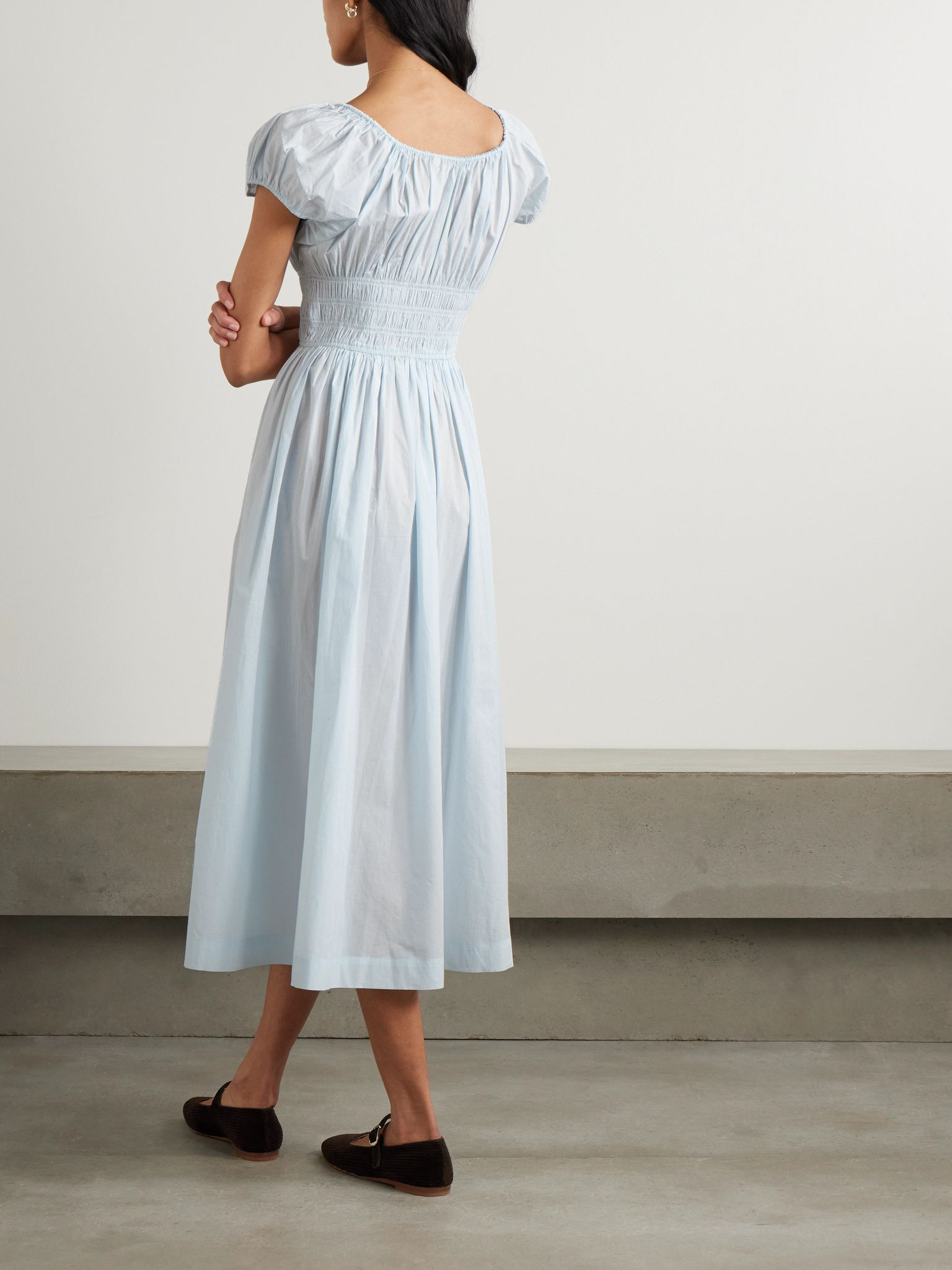Quinn tie-detailed shirred organic cotton-poplin midi dress Blue - 3