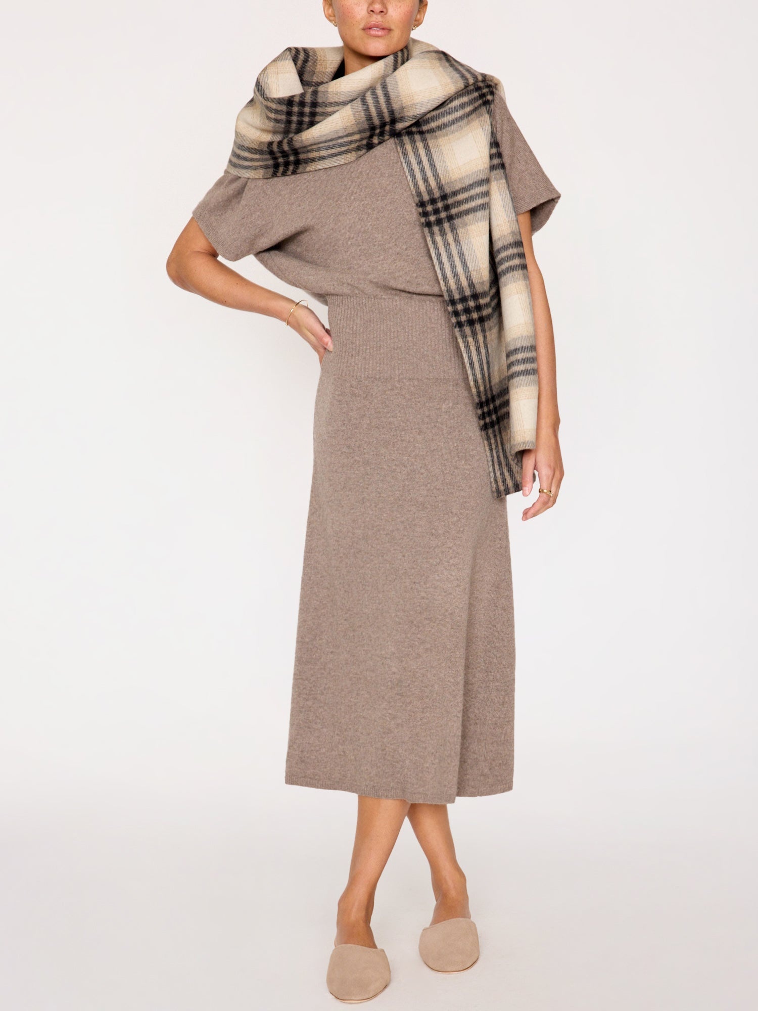 The Stowe Plaid Scarf - 7