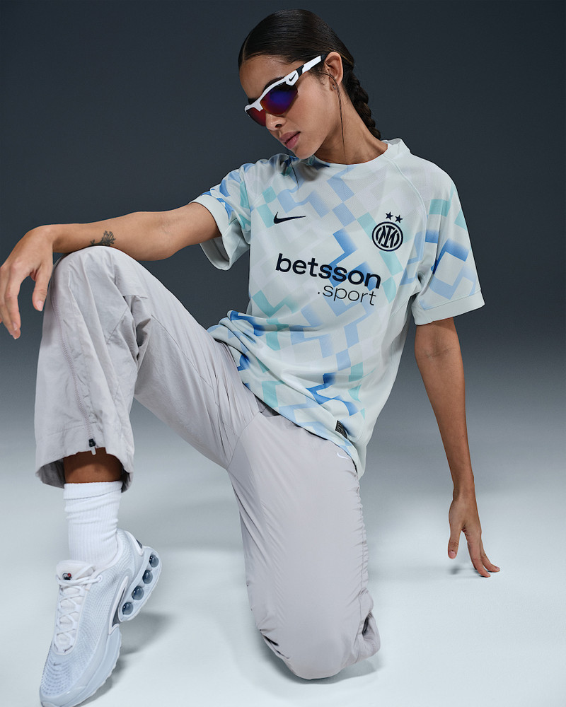 Inter Milan 2025/26 Stadium Away Women's Nike Dri-FIT Soccer Replica Jersey 3