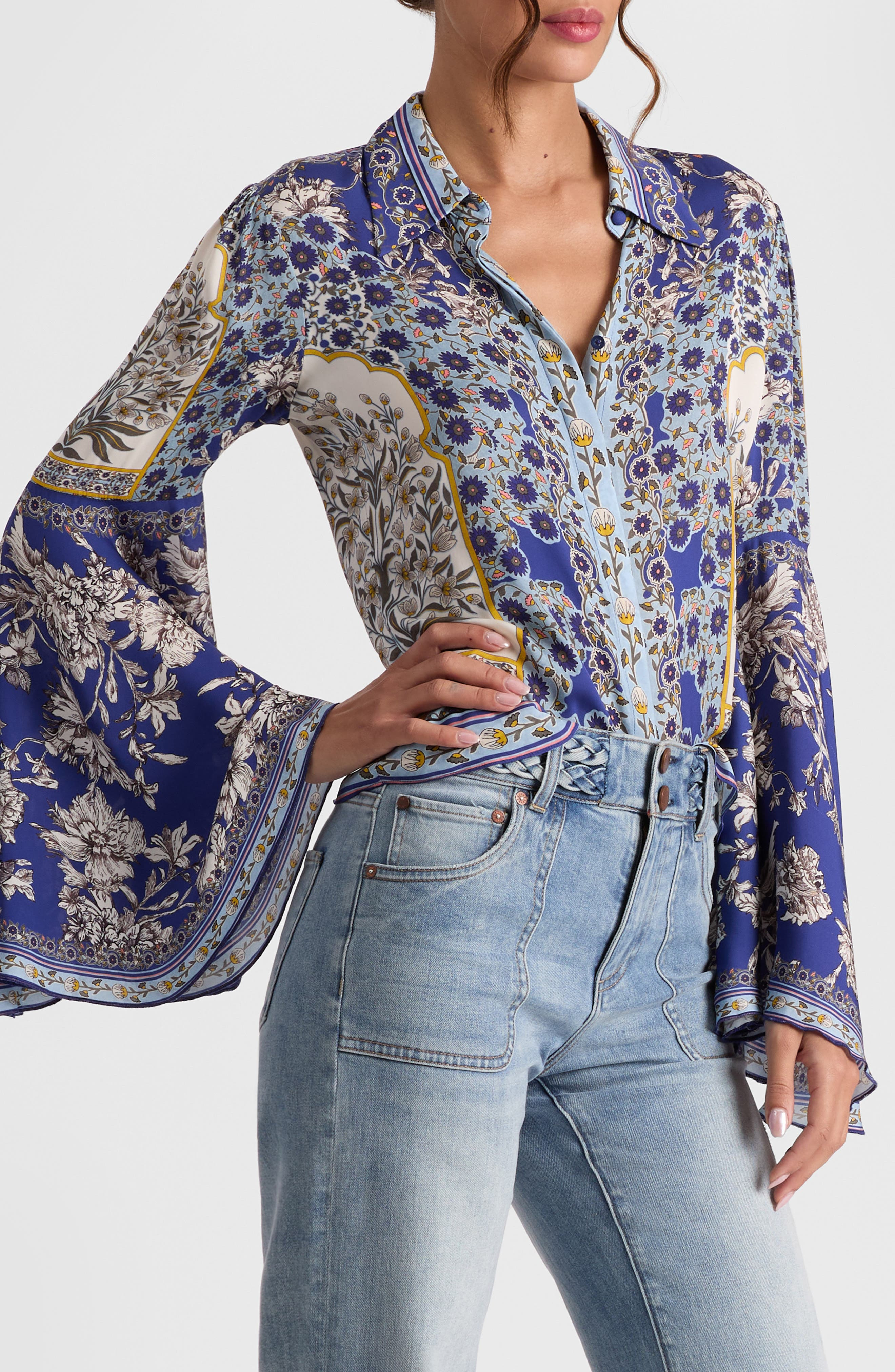 Alice + Olivia Willa Floral Bell Cuff Button-Up Shirt in Forevermore at Nordstrom - 3