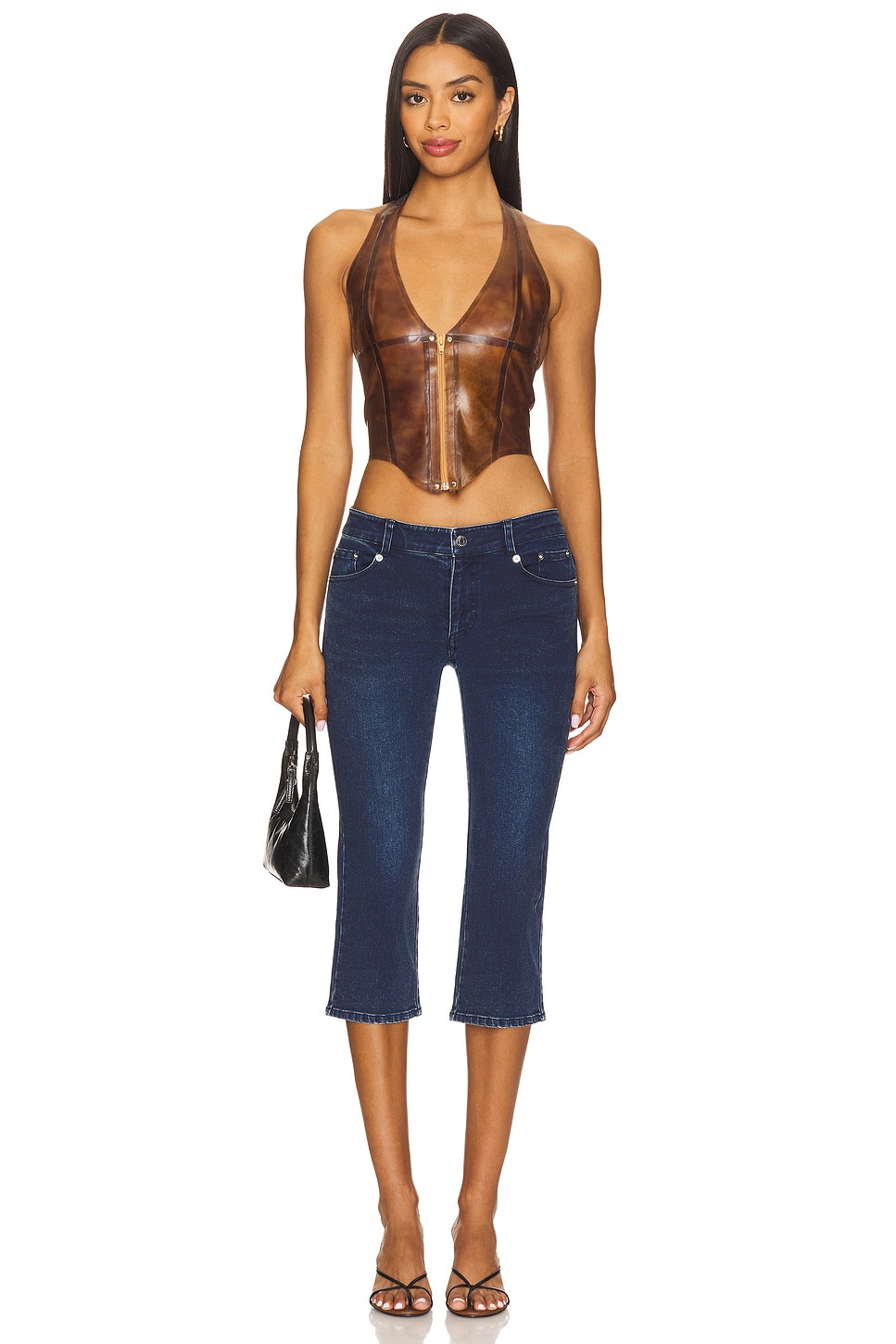 Kelly Capri - 5