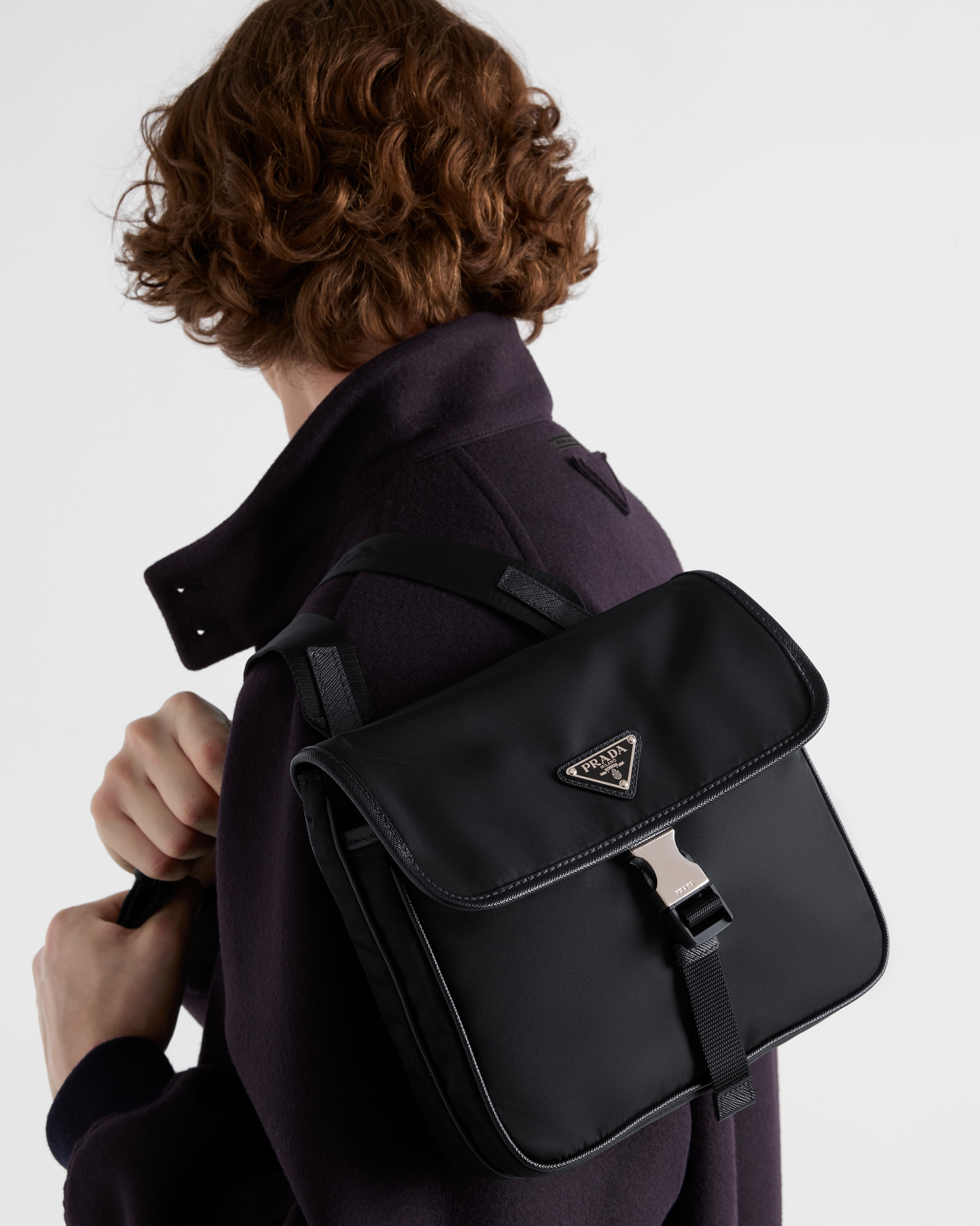 Re-Nylon and Saffiano leather shoulder bag - 7