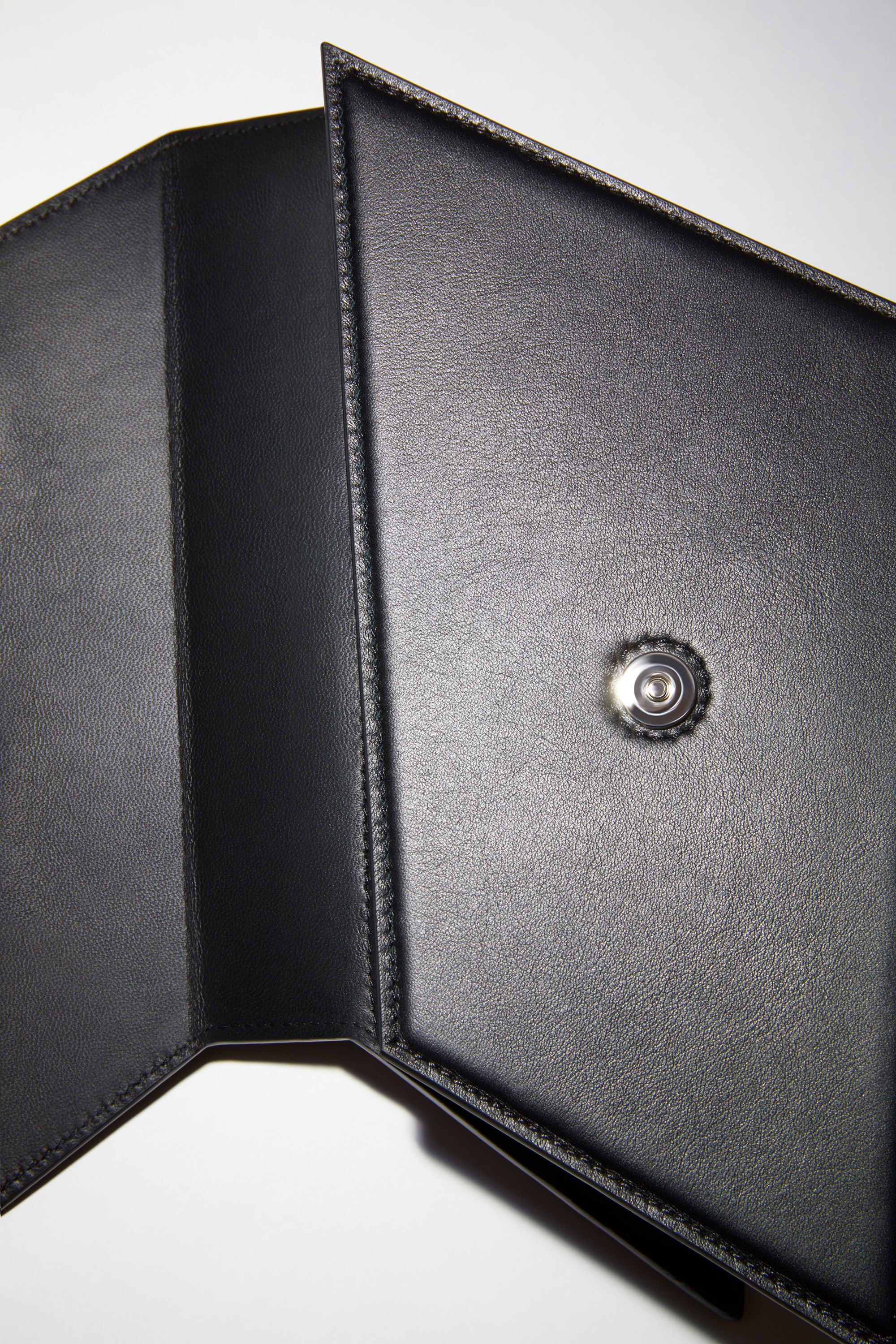 Distortion mini bag - Black - 8