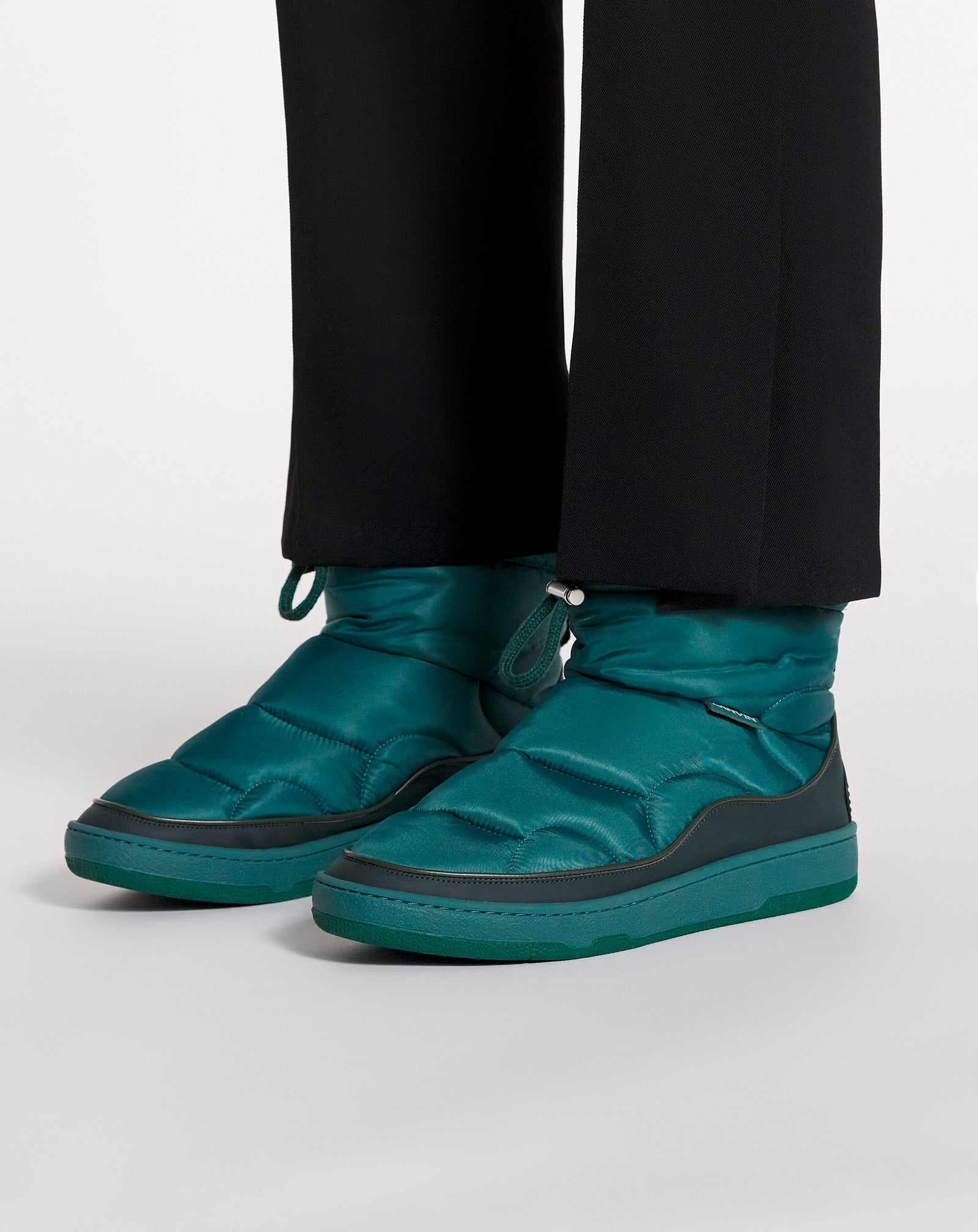 CURB SNOW NYLON ANKLE BOOTS - 6