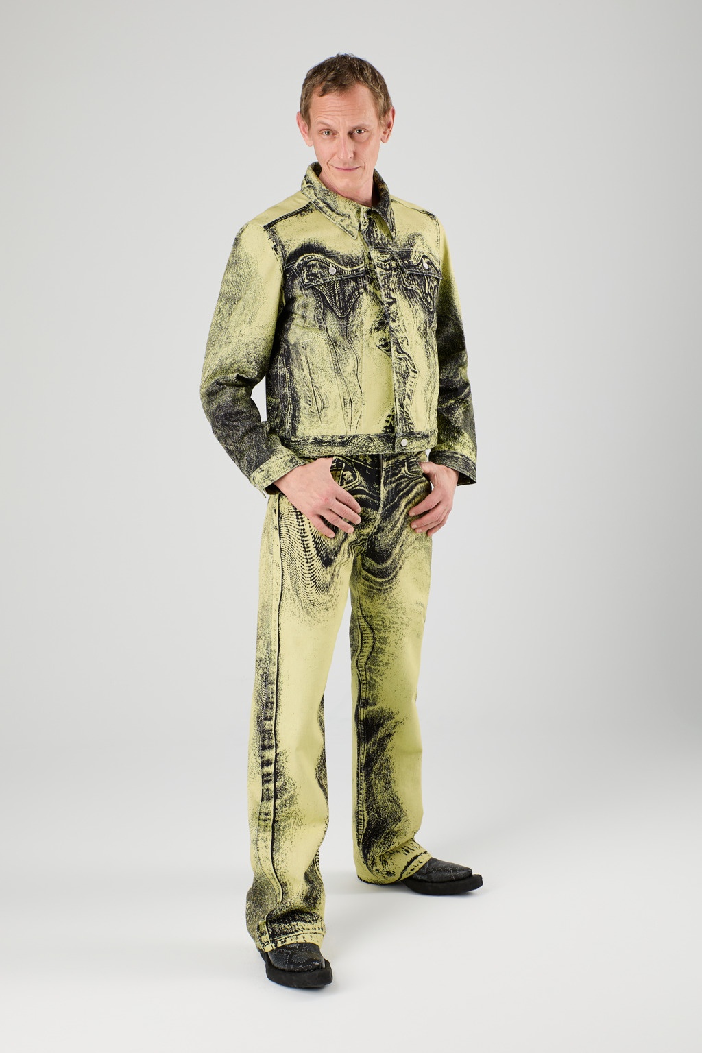Yellow-Black Distorted Print Denim Jacket - 6