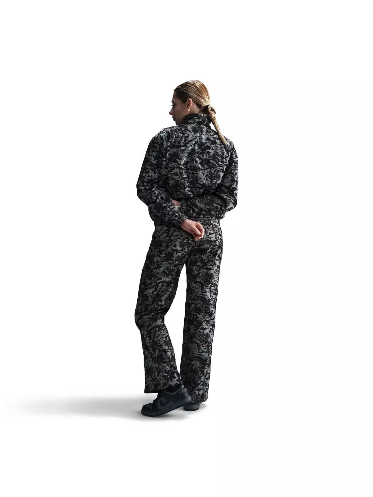 Women's Sportswear Windrunner Loose Woven UV Protection Woven Full-Zip Printed Jacket-Black - 5