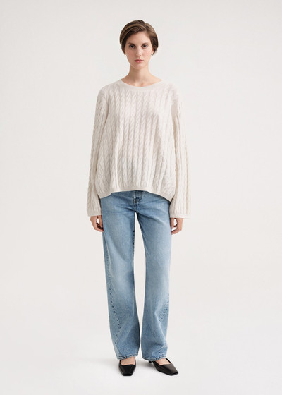 Totême Cashmere cable knit off-white outlook