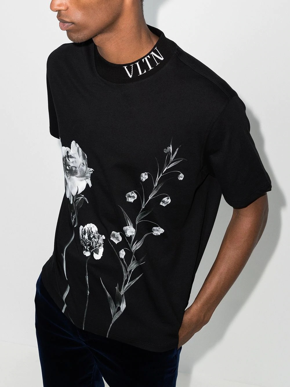 VLTN floral-print T-shirt - 2