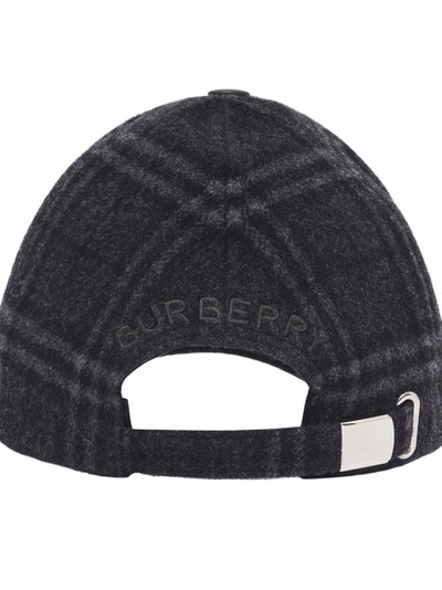 Burberry check patter logo cap outlook