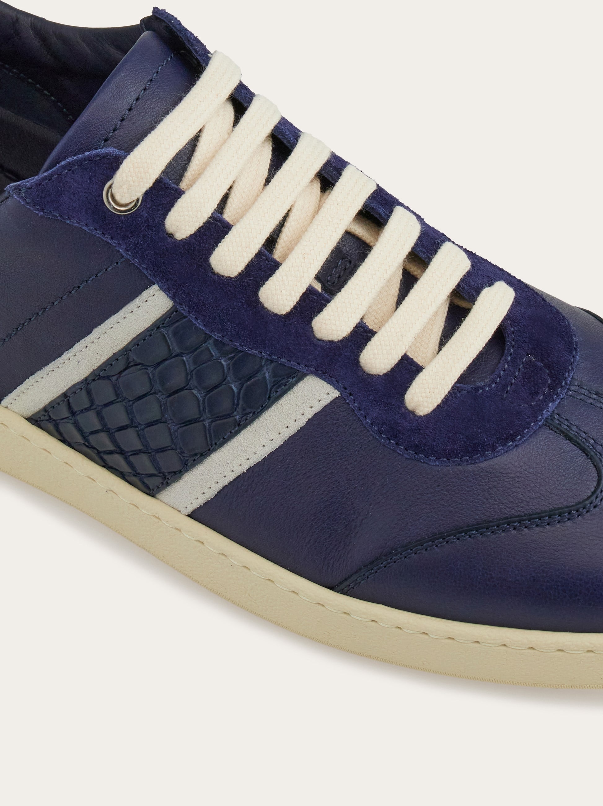 Low top sneaker - 6