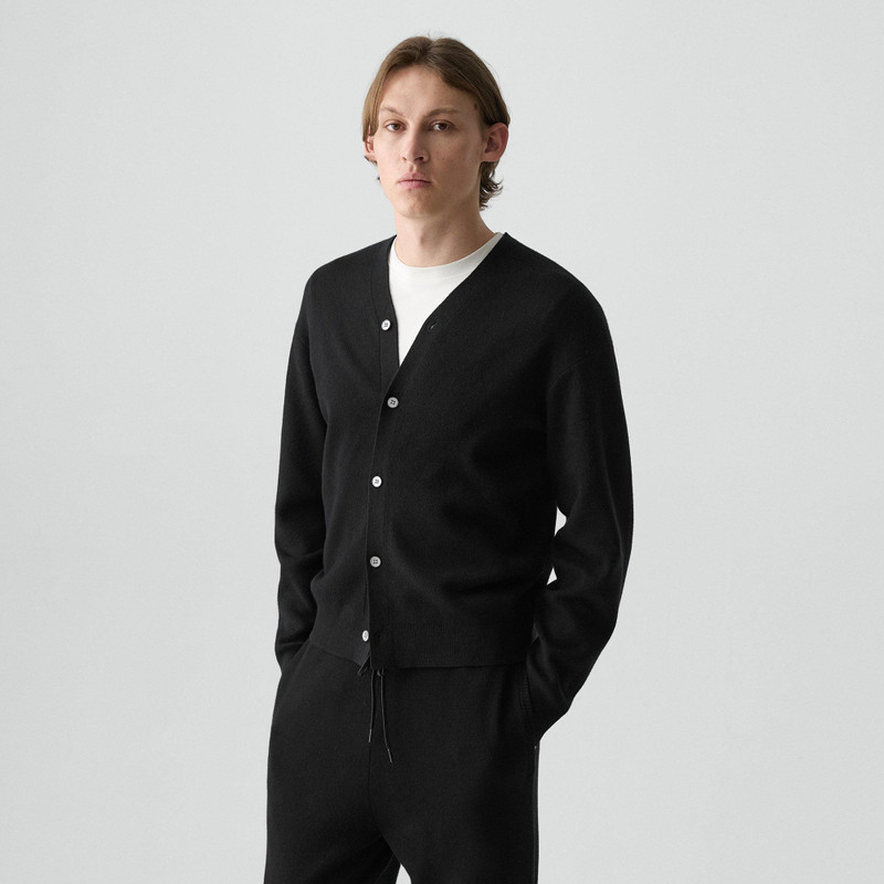 V-Neck Cardigan in Wool Bilen 3