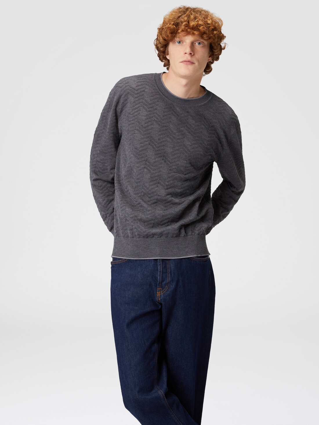 Wool crewneck pullover with tone-on-tone chevron - 4