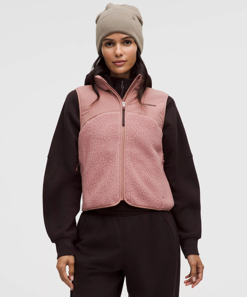 High-Pile Fleece Vest 1