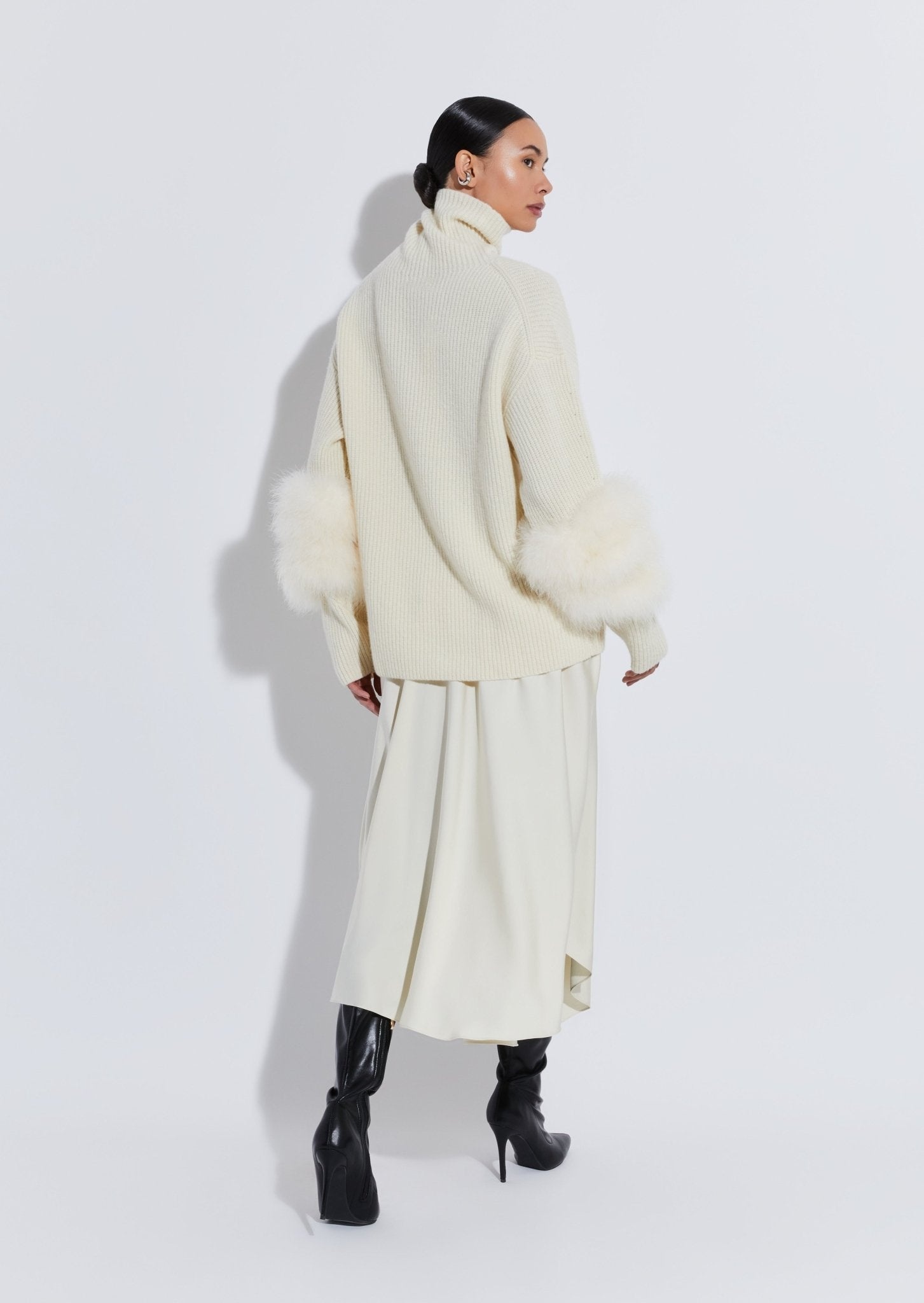 Airy Cashmere Silk Turtleneck With Marabou Feathers - 3