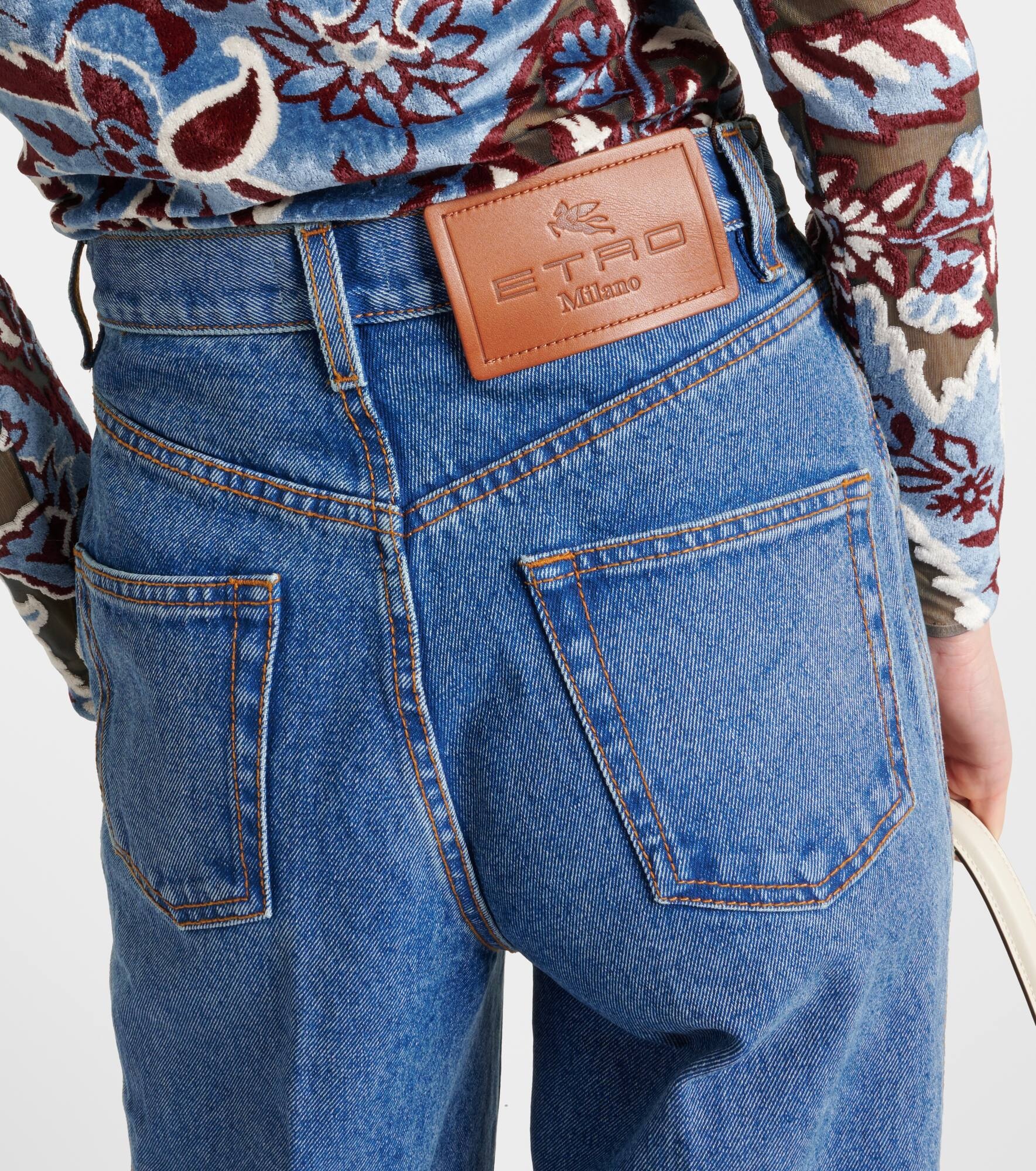 High-rise flared jeans - 6