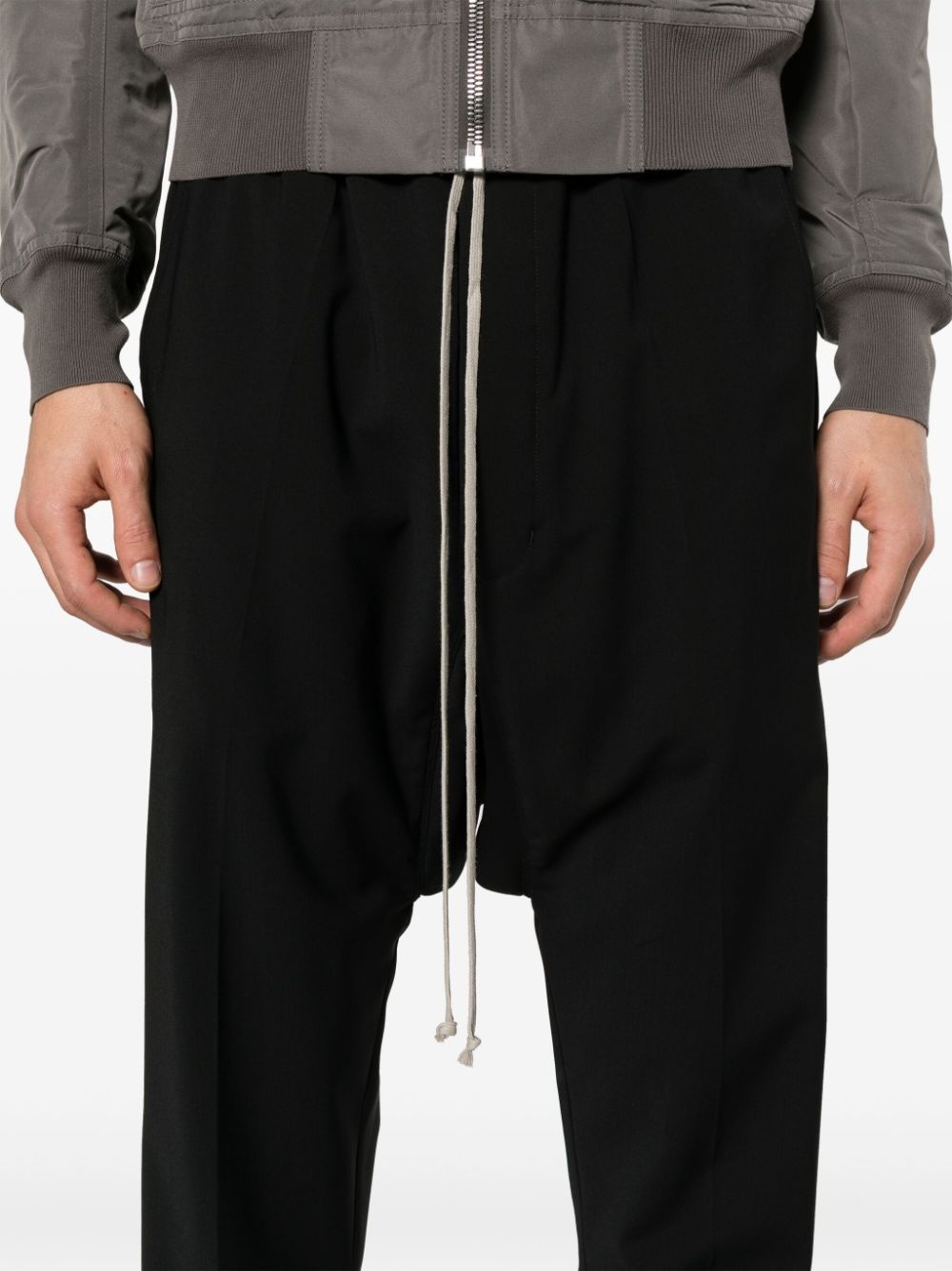 drop-crotch wool trousers - 5