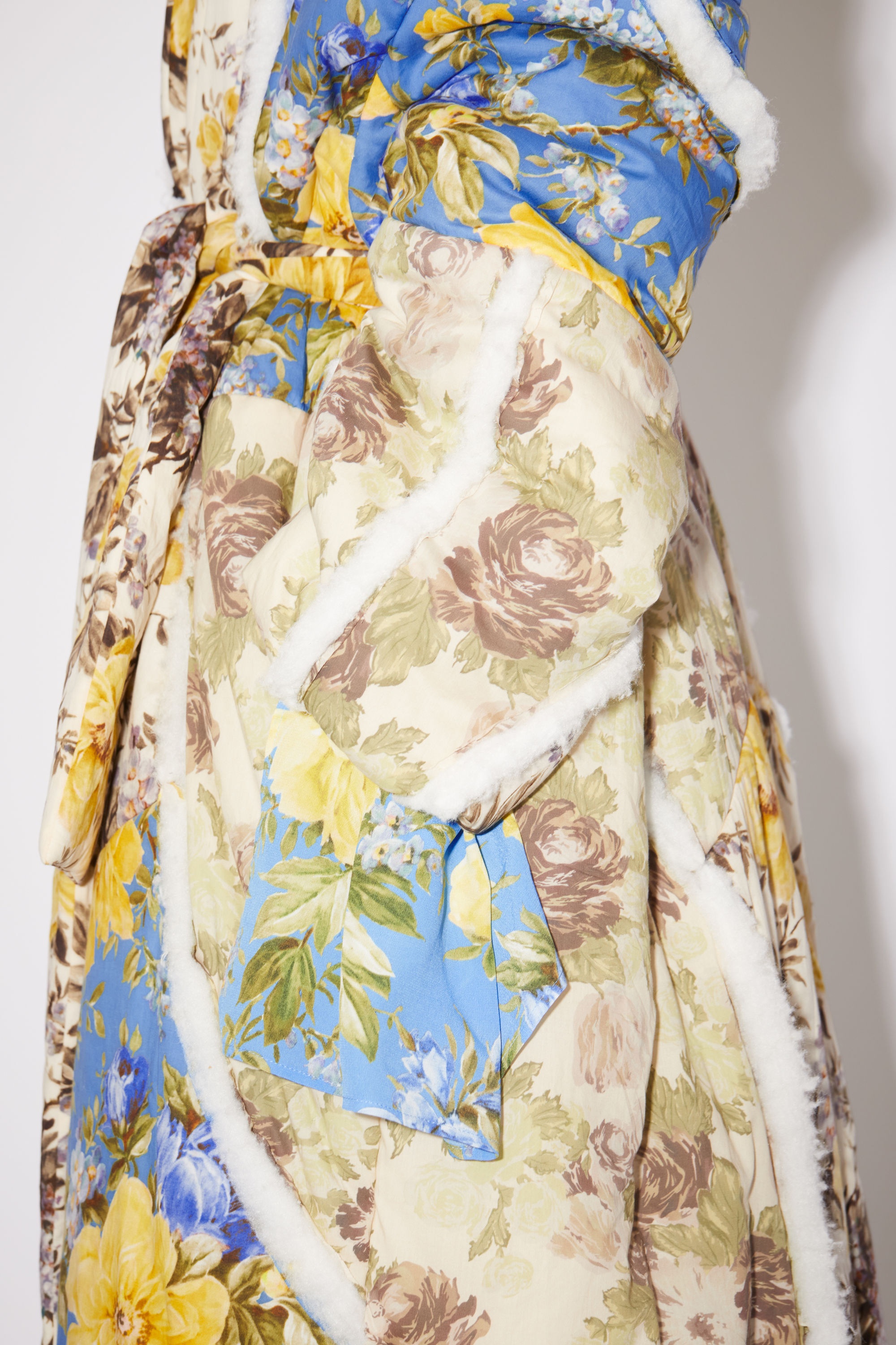 Patch flower print padded coat - Beige - 6