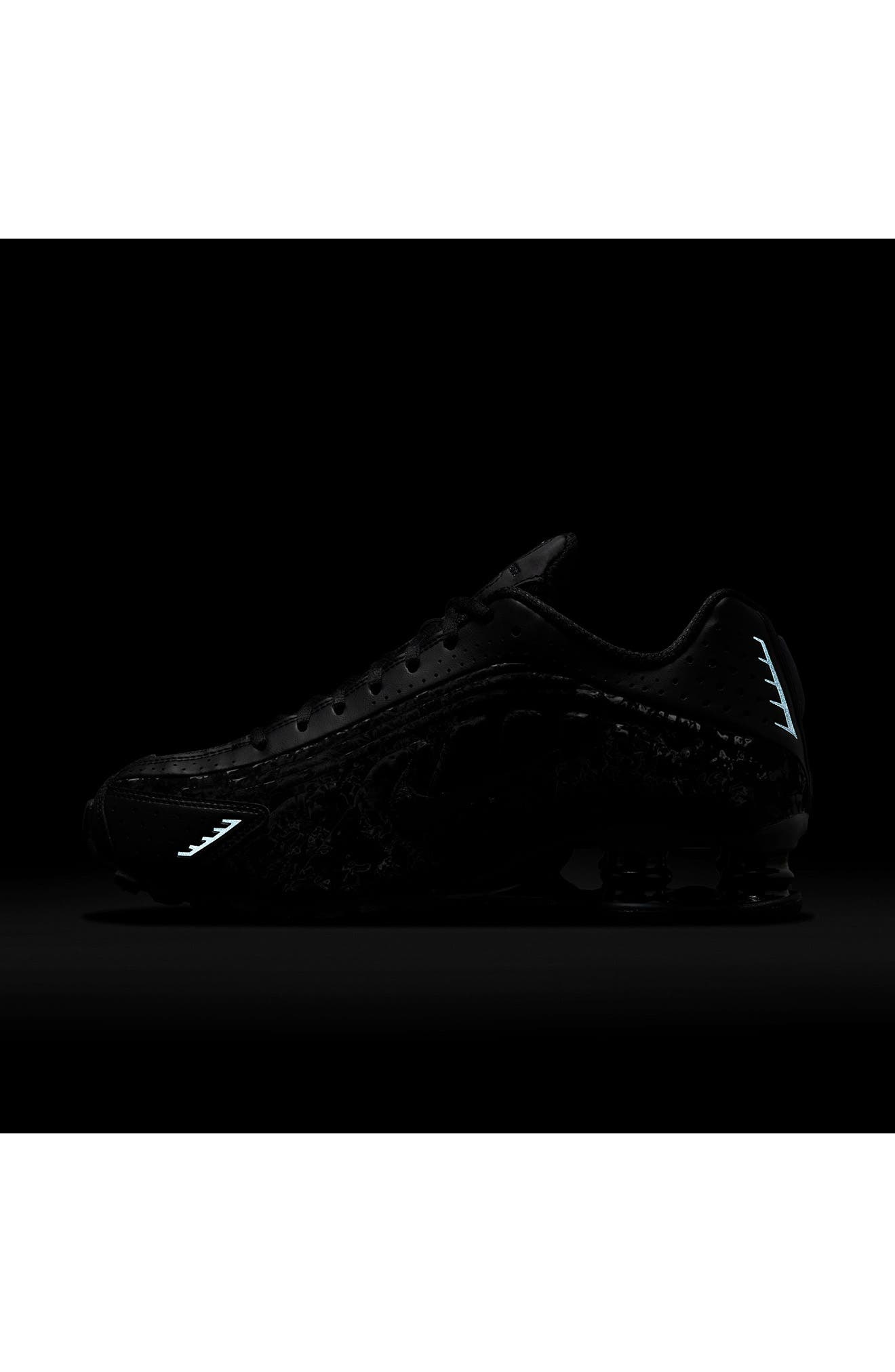 Nike Shox R4 Sneaker in Black/Dark Smoke Grey at Nordstrom - 9
