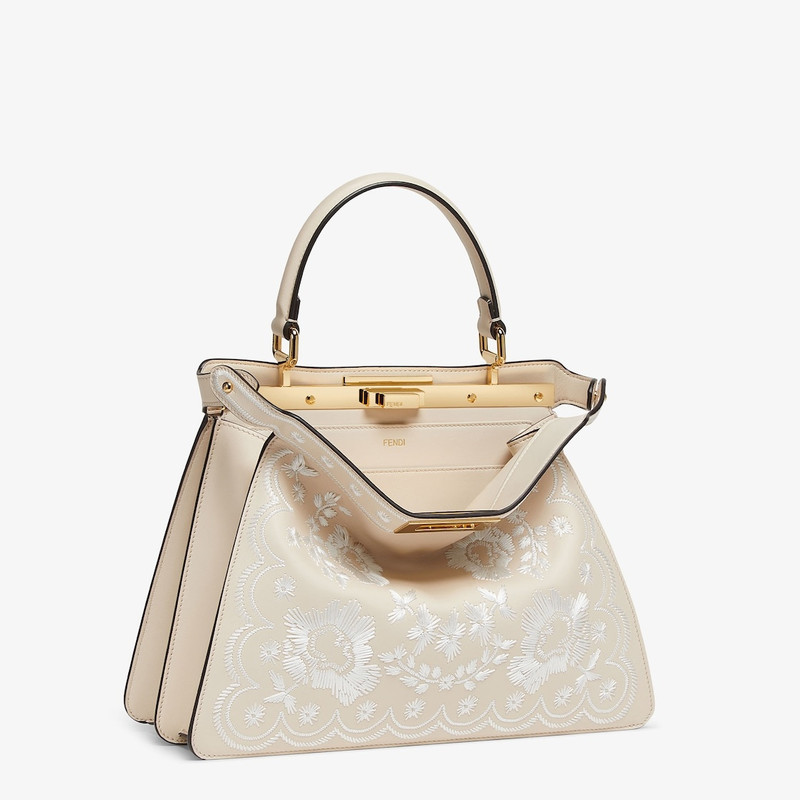 Peekaboo ISeeU Medium 4