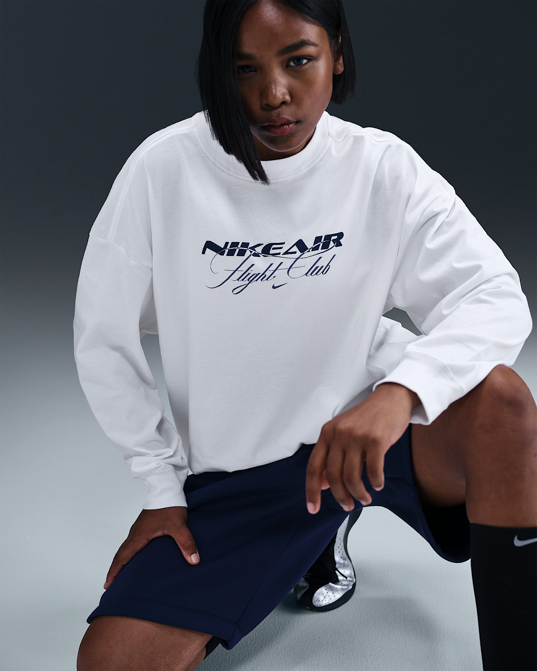 Nike Sportswear Women's Oversized Long-Sleeve T-Shirt - 3