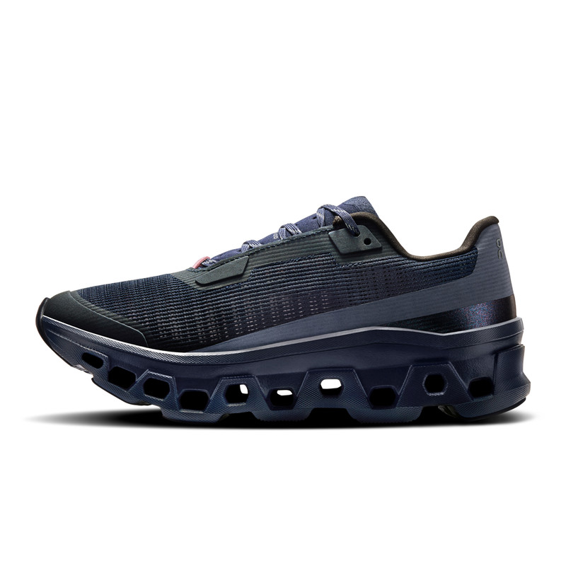 On Cloudmonster Void atmos outlook