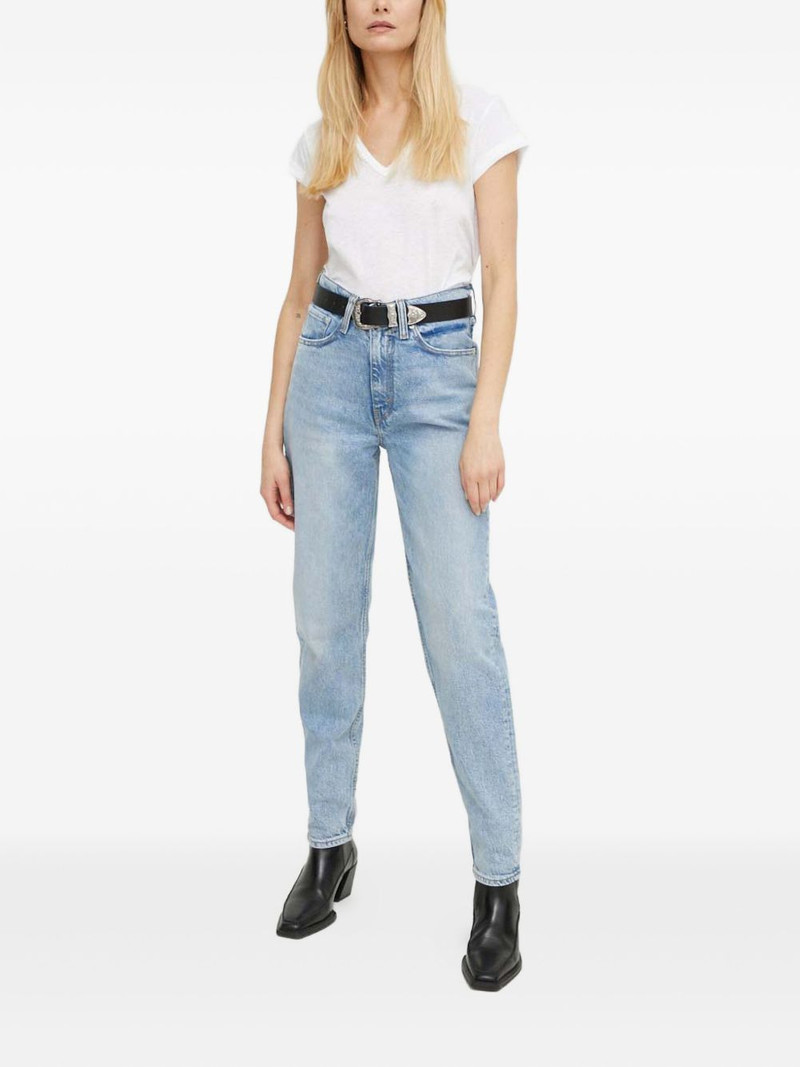 Levi's 80's mom jeans outlook