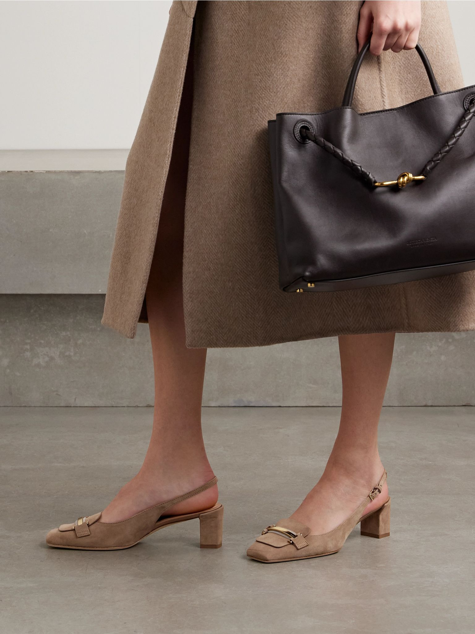 Cuoio embellished suede pumps Taupe - 2