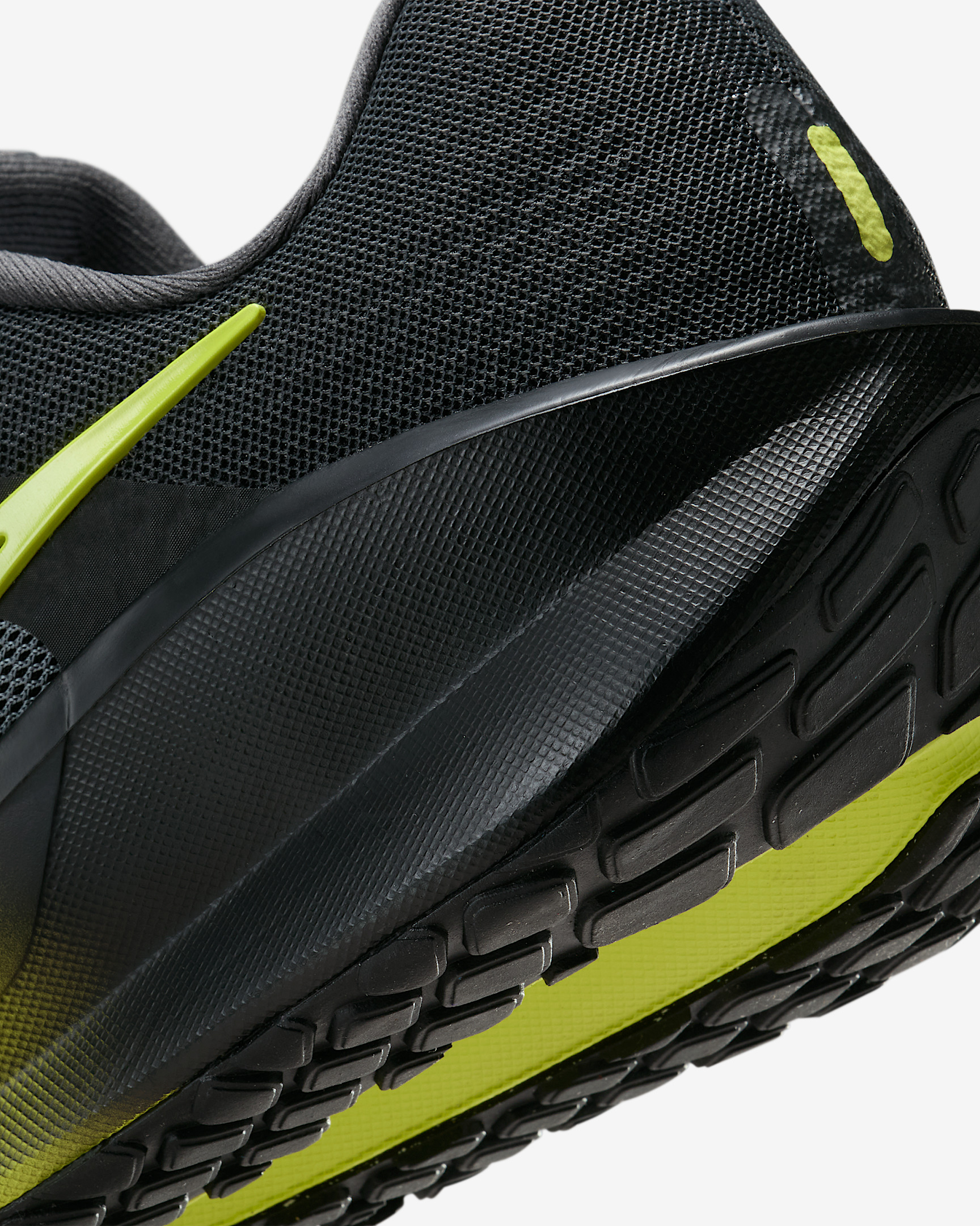 Nike Downshifter 13 Men's Road Running Shoes - 8