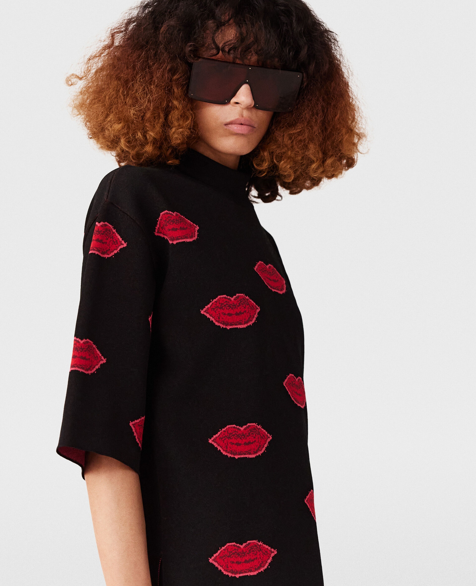 Lips Graphic Knit High-Neck Top - 4