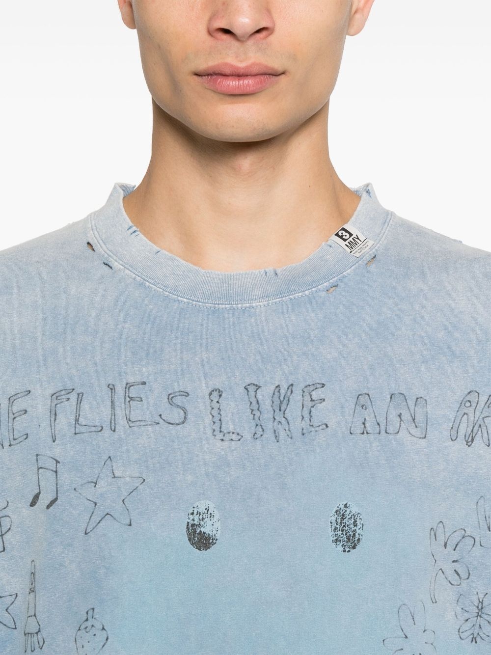 graphic-print distressed T-shirt - 4