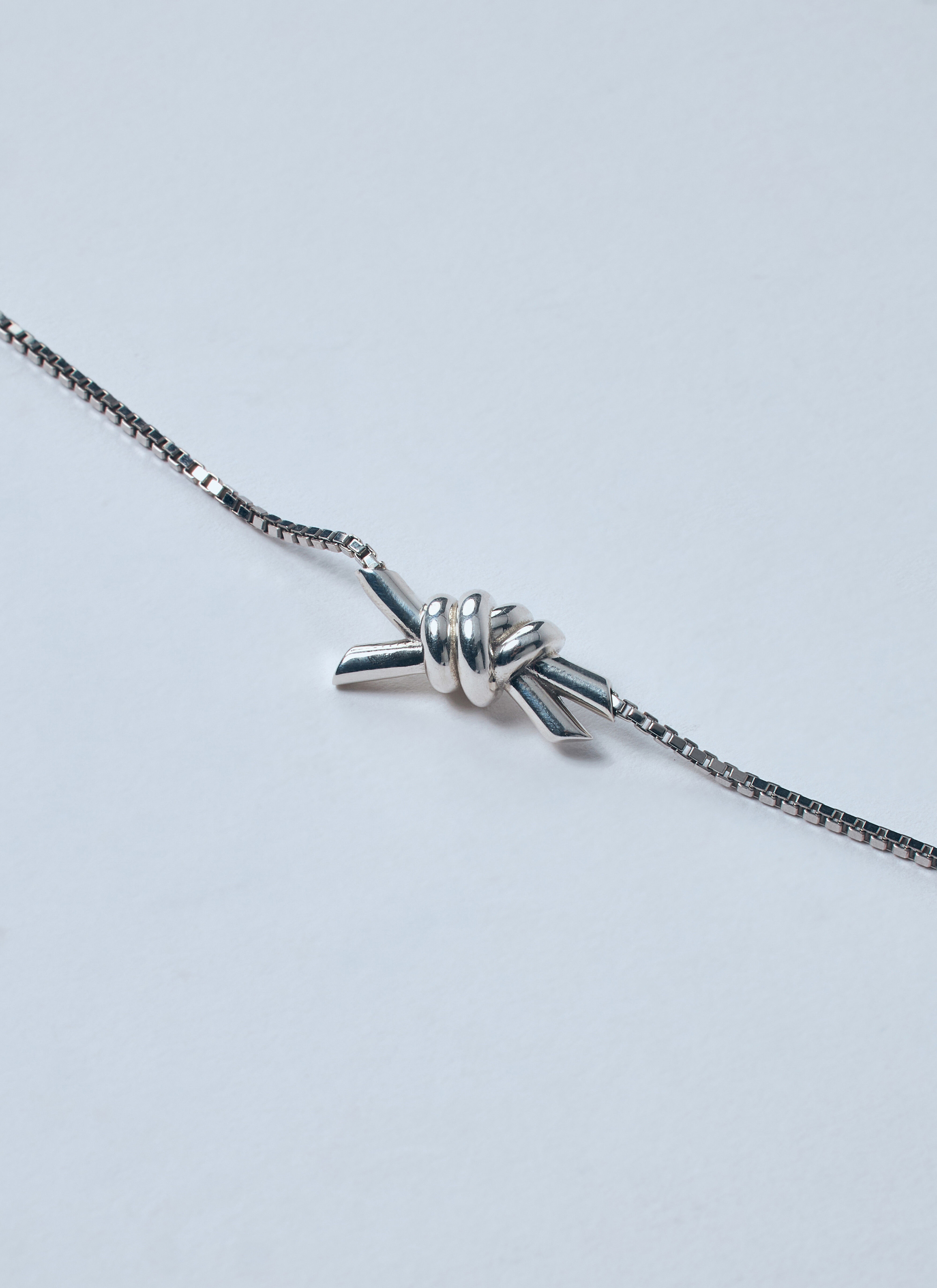 Bottega Veneta Knot Necklace | lncc | REVERSIBLE