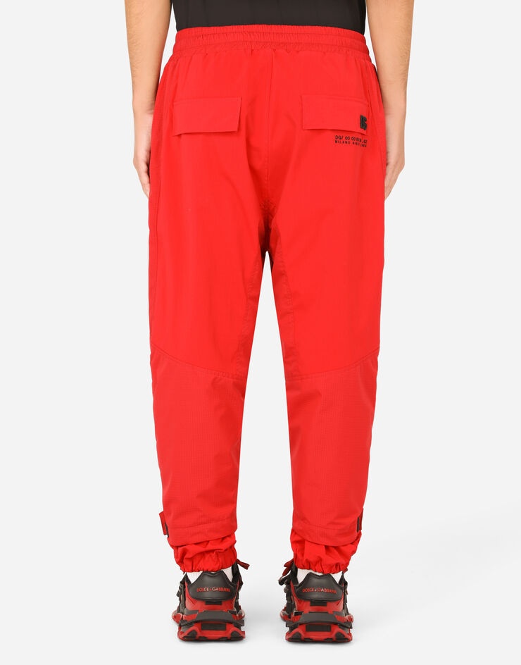 Nylon jogging pants with patch - 3