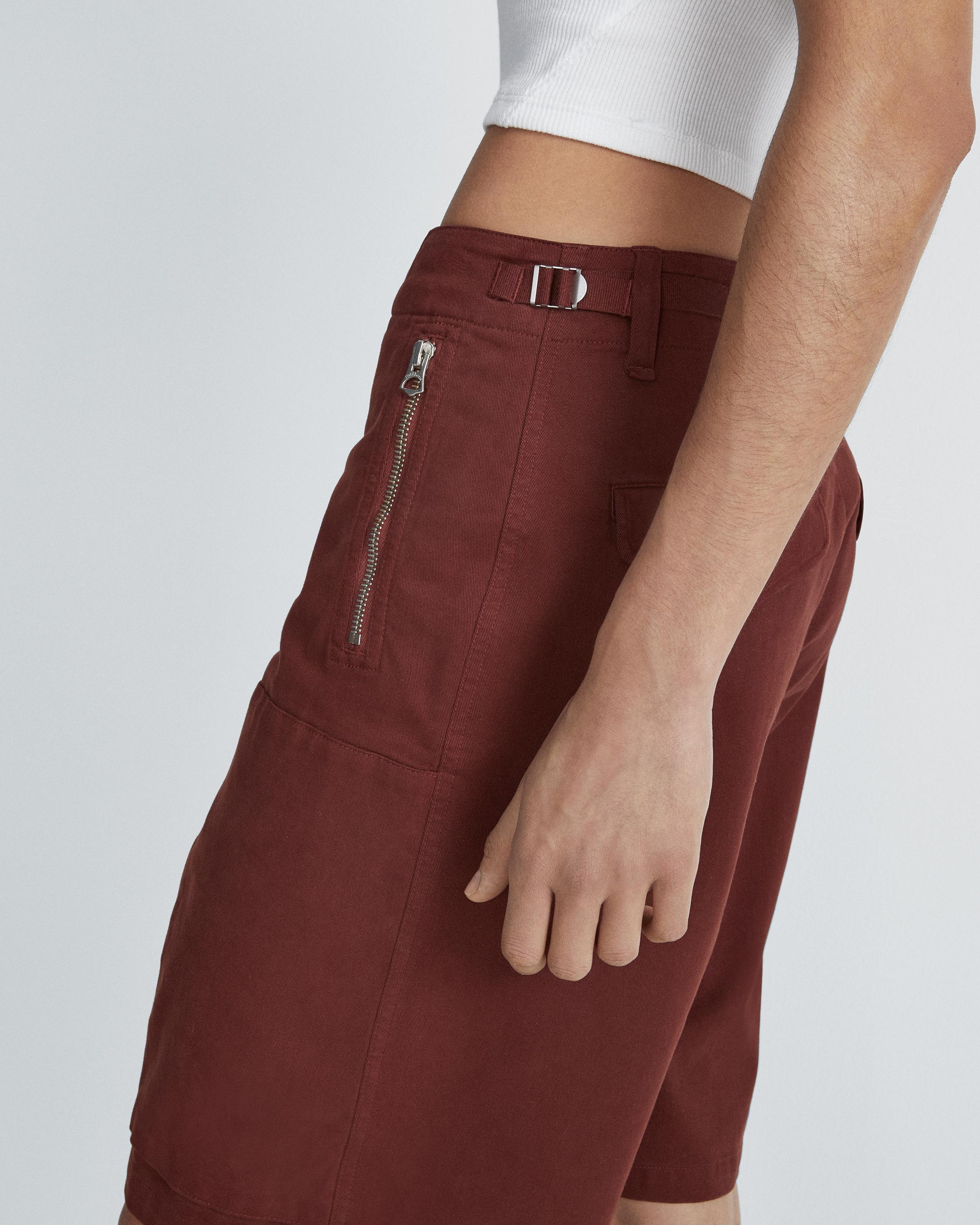 Kai Cotton 11 1/4" Short
Relaxed Fit Short - 7