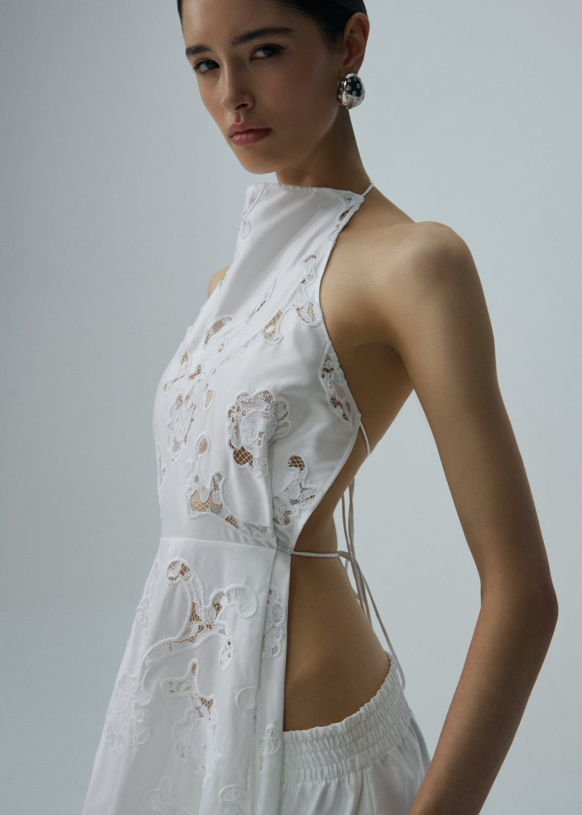 Lace poplin apron in white - 5